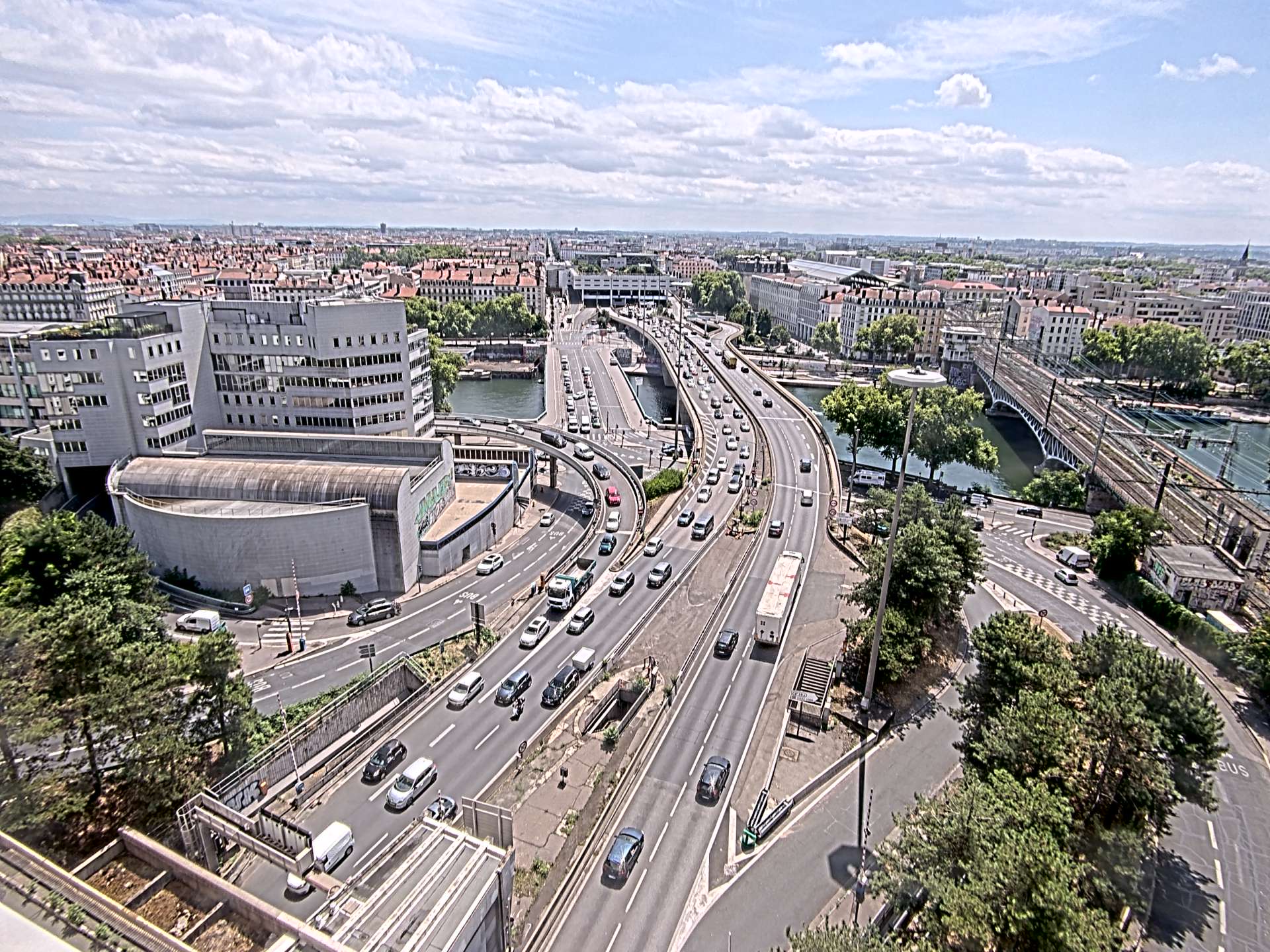 Caméra autoroute à Lyon Perrache à l'entrée Sud du Tunnel sous Fourvière, en direction de Marseille