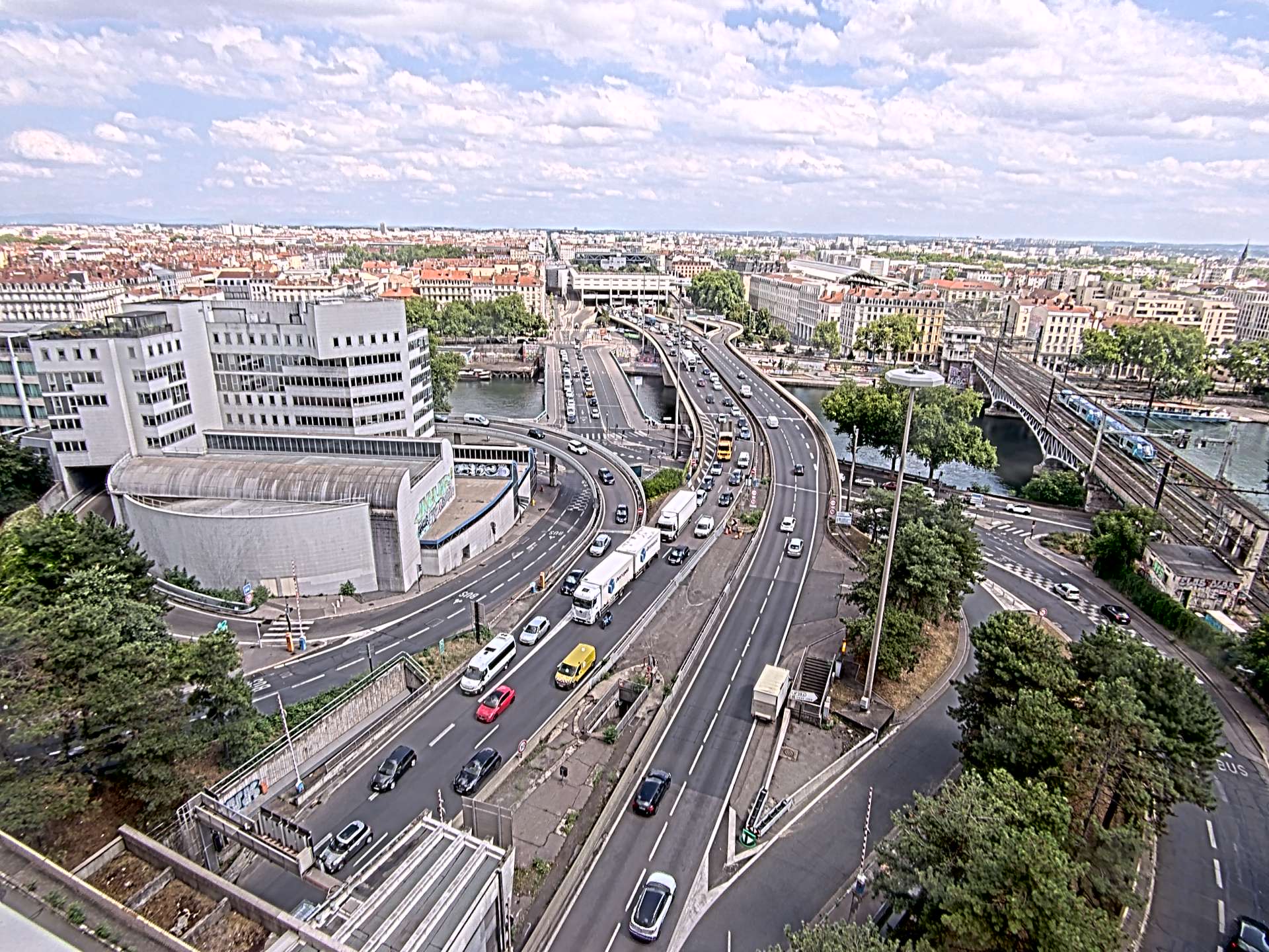Caméra autoroute à Lyon Perrache à l'entrée Sud du Tunnel sous Fourvière, en direction de Marseille