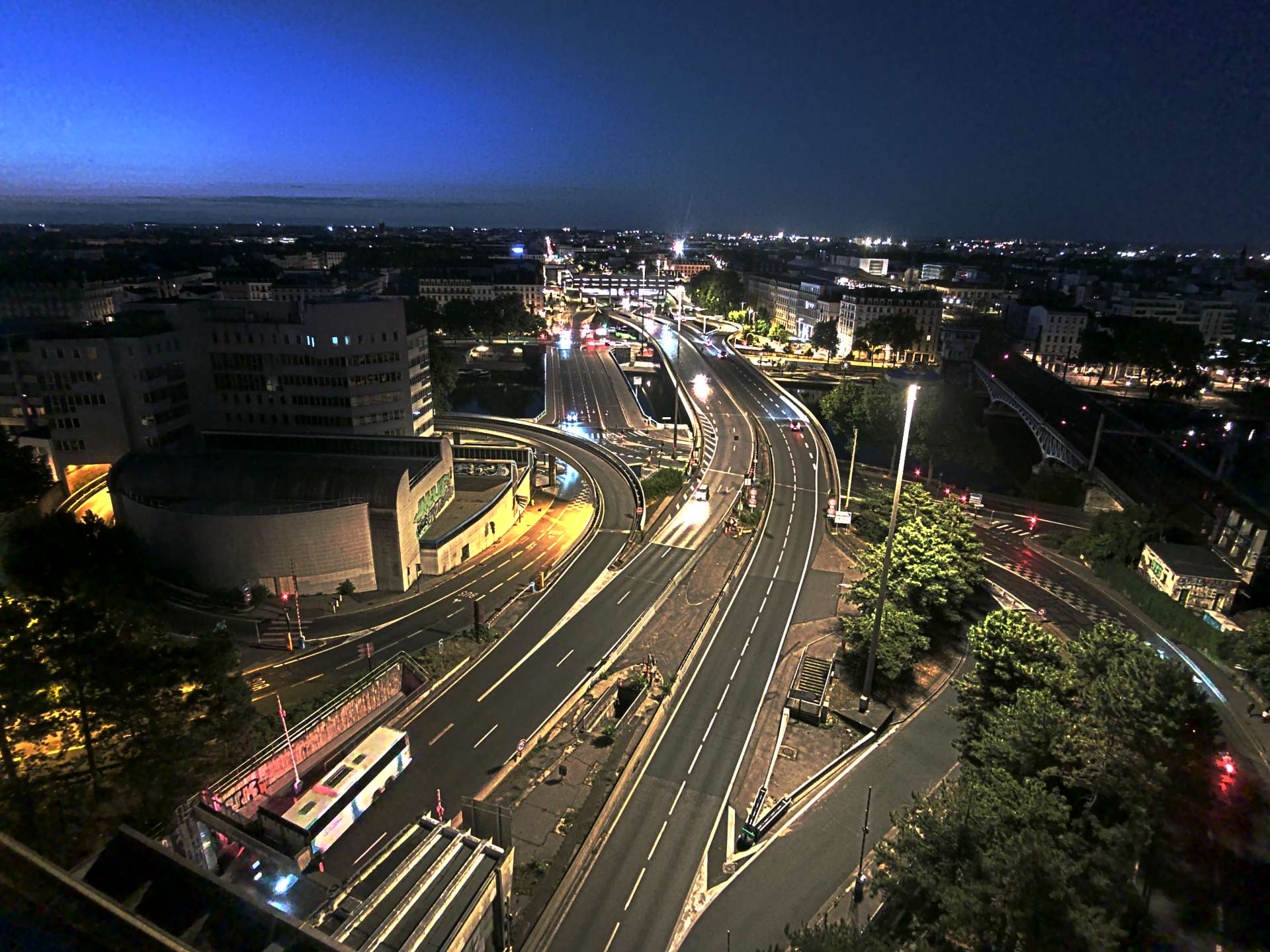 Caméra autoroute à Lyon Perrache à l'entrée Sud du Tunnel sous Fourvière, en direction de Marseille