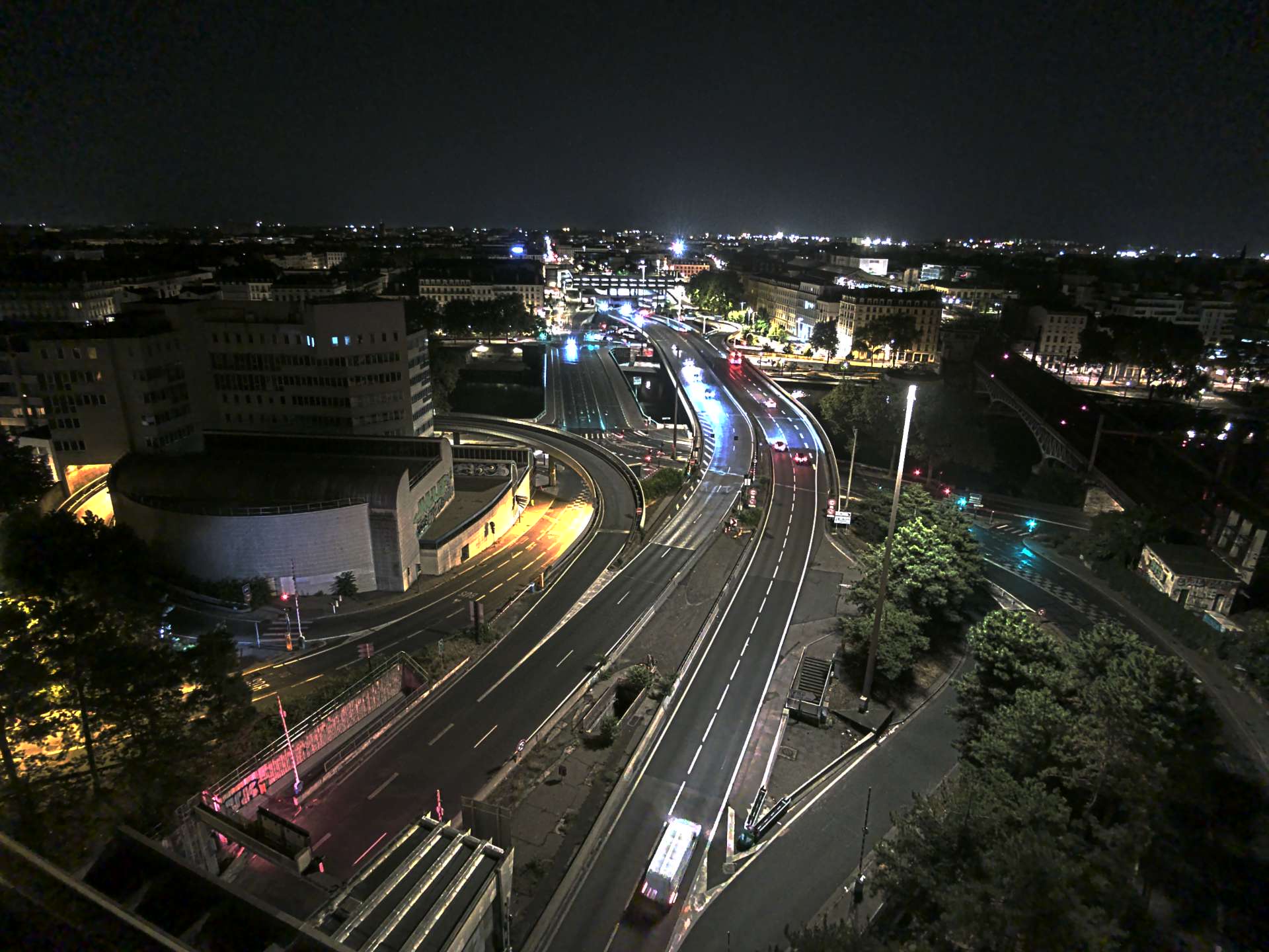 Caméra autoroute à Lyon Perrache à l'entrée Sud du Tunnel sous Fourvière, en direction de Marseille