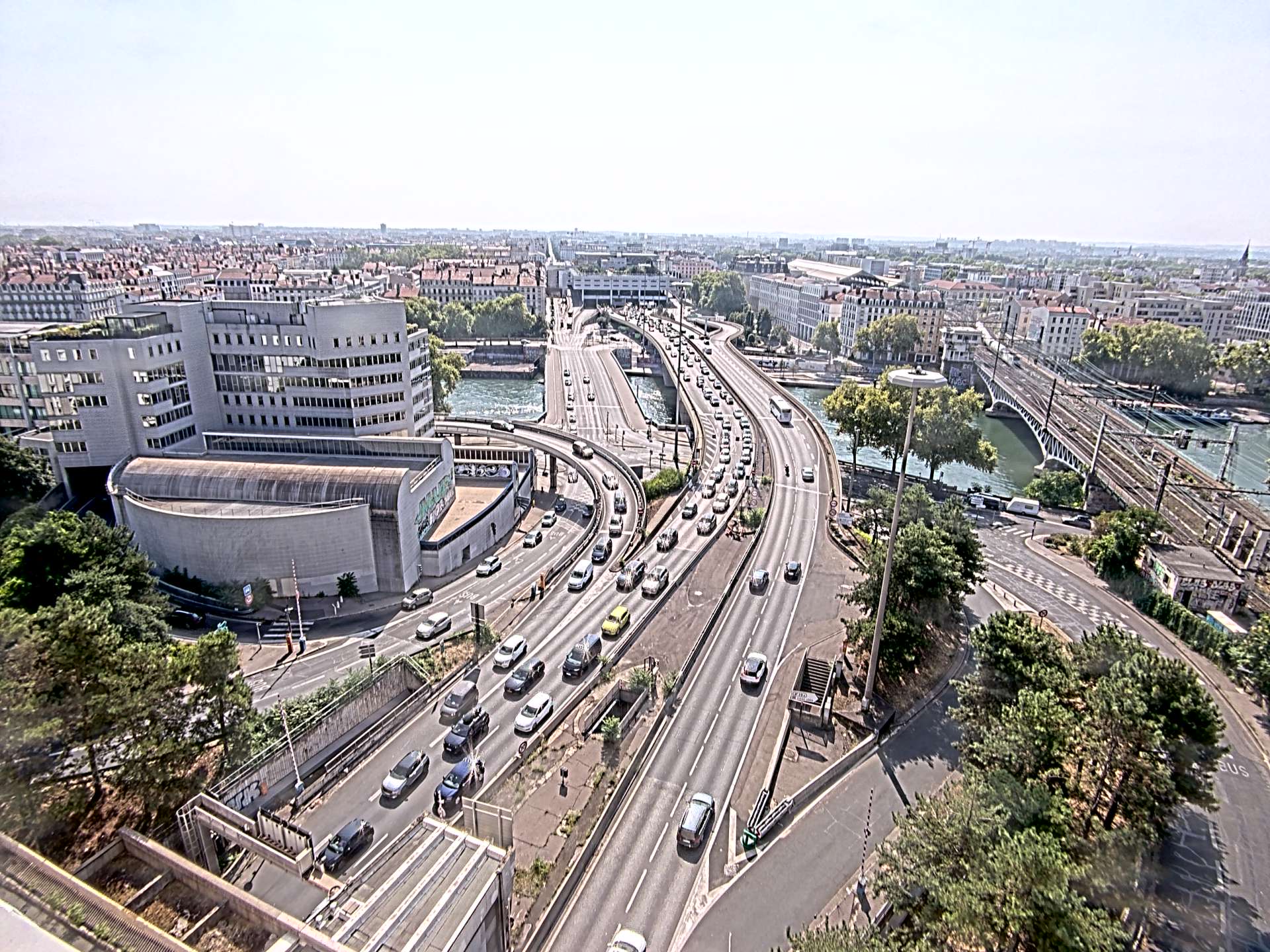 Caméra autoroute à Lyon Perrache à l'entrée Sud du Tunnel sous Fourvière, en direction de Marseille