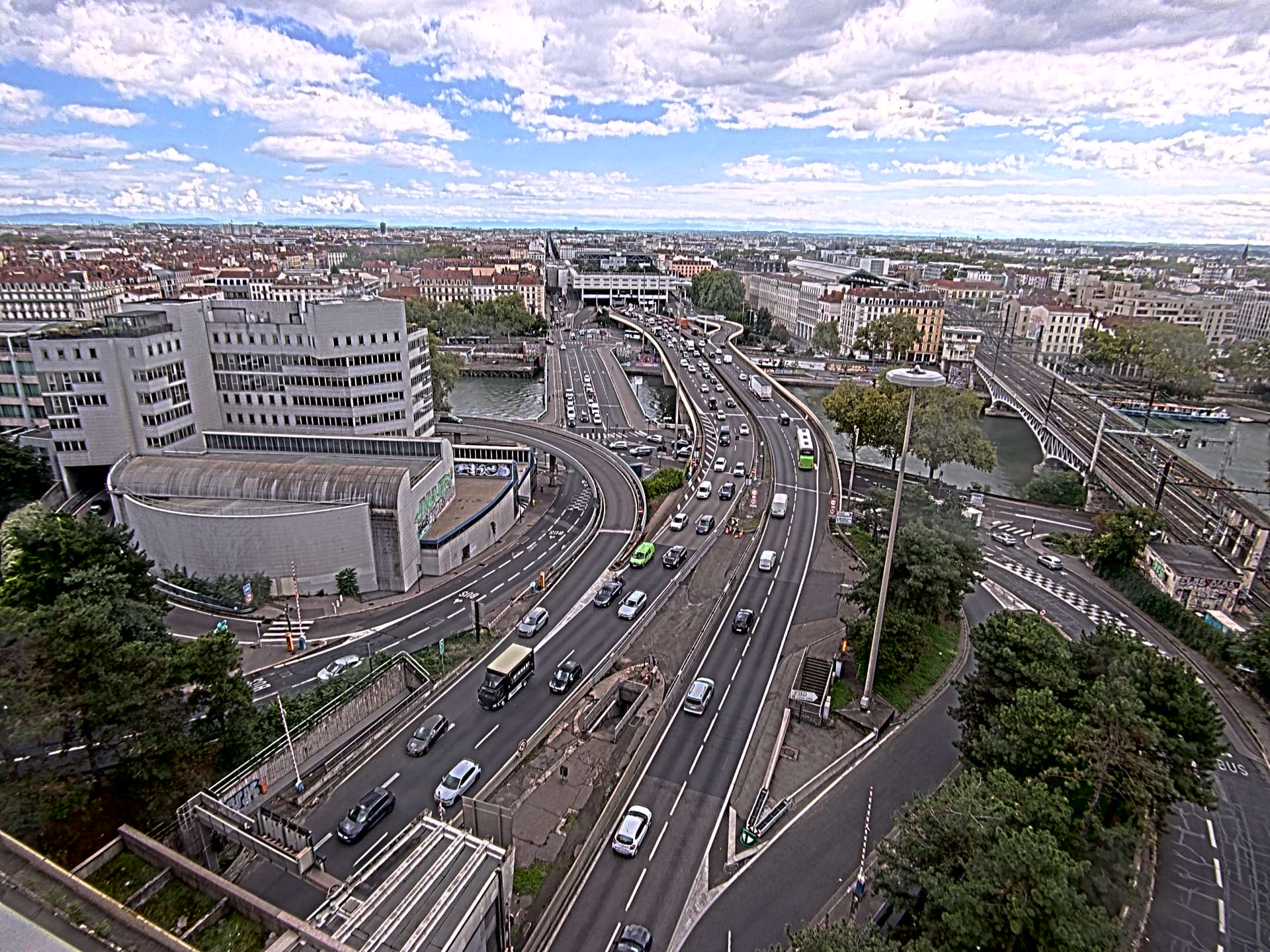 Caméra autoroute à Lyon Perrache à l'entrée Sud du Tunnel sous Fourvière, en direction de Marseille