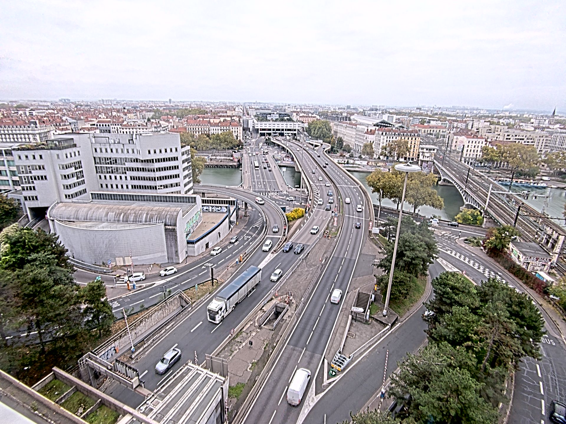 Caméra autoroute à Lyon Perrache à l'entrée Sud du Tunnel sous Fourvière, en direction de Marseille