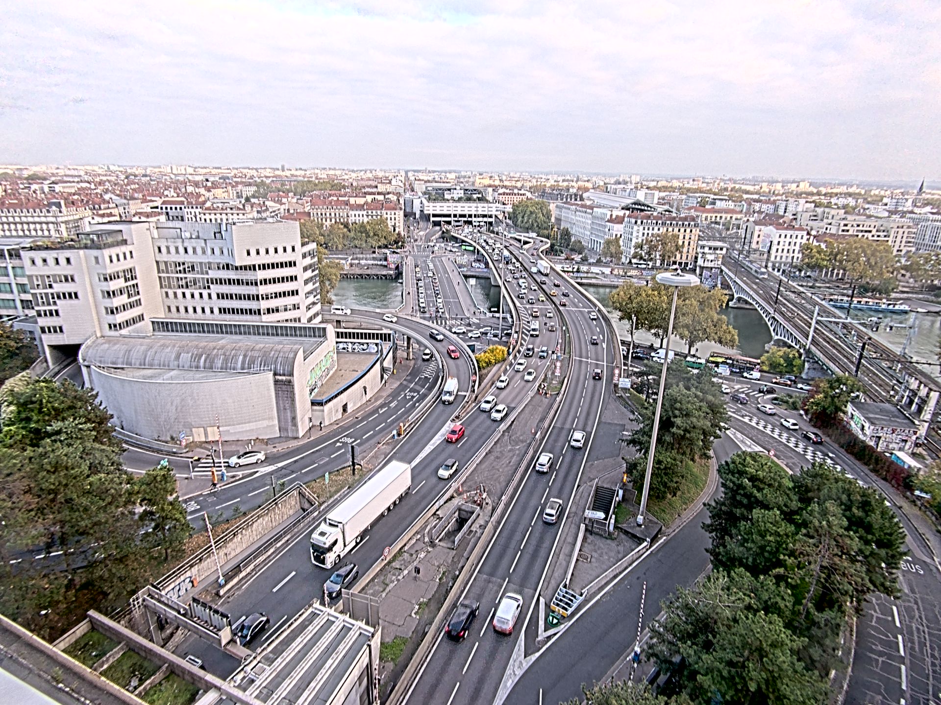 Caméra autoroute à Lyon Perrache à l'entrée Sud du Tunnel sous Fourvière, en direction de Marseille