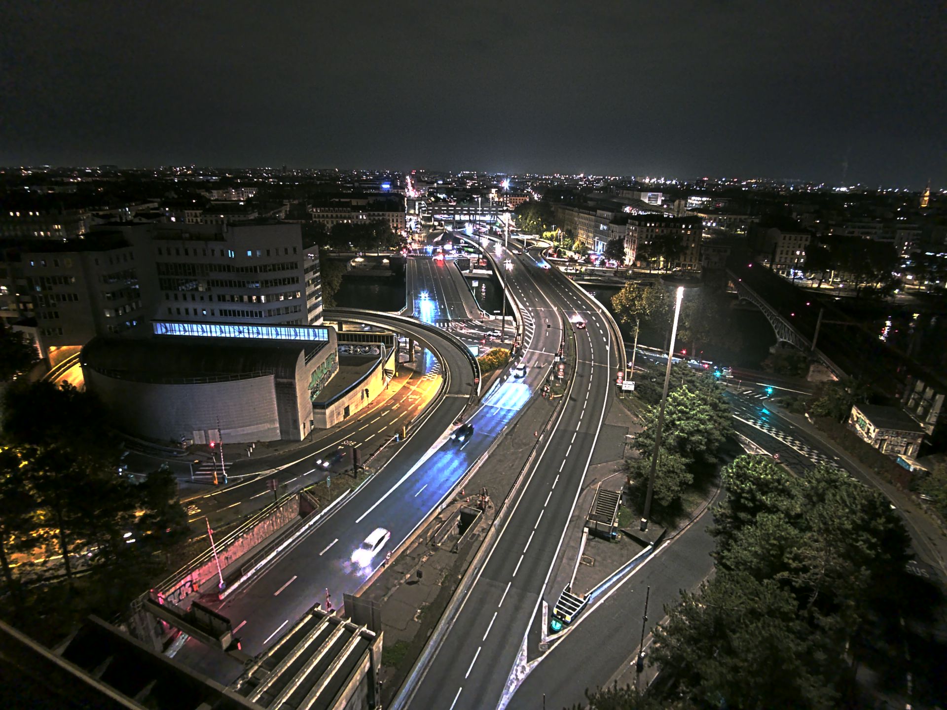Caméra autoroute à Lyon Perrache à l'entrée Sud du Tunnel sous Fourvière, en direction de Marseille