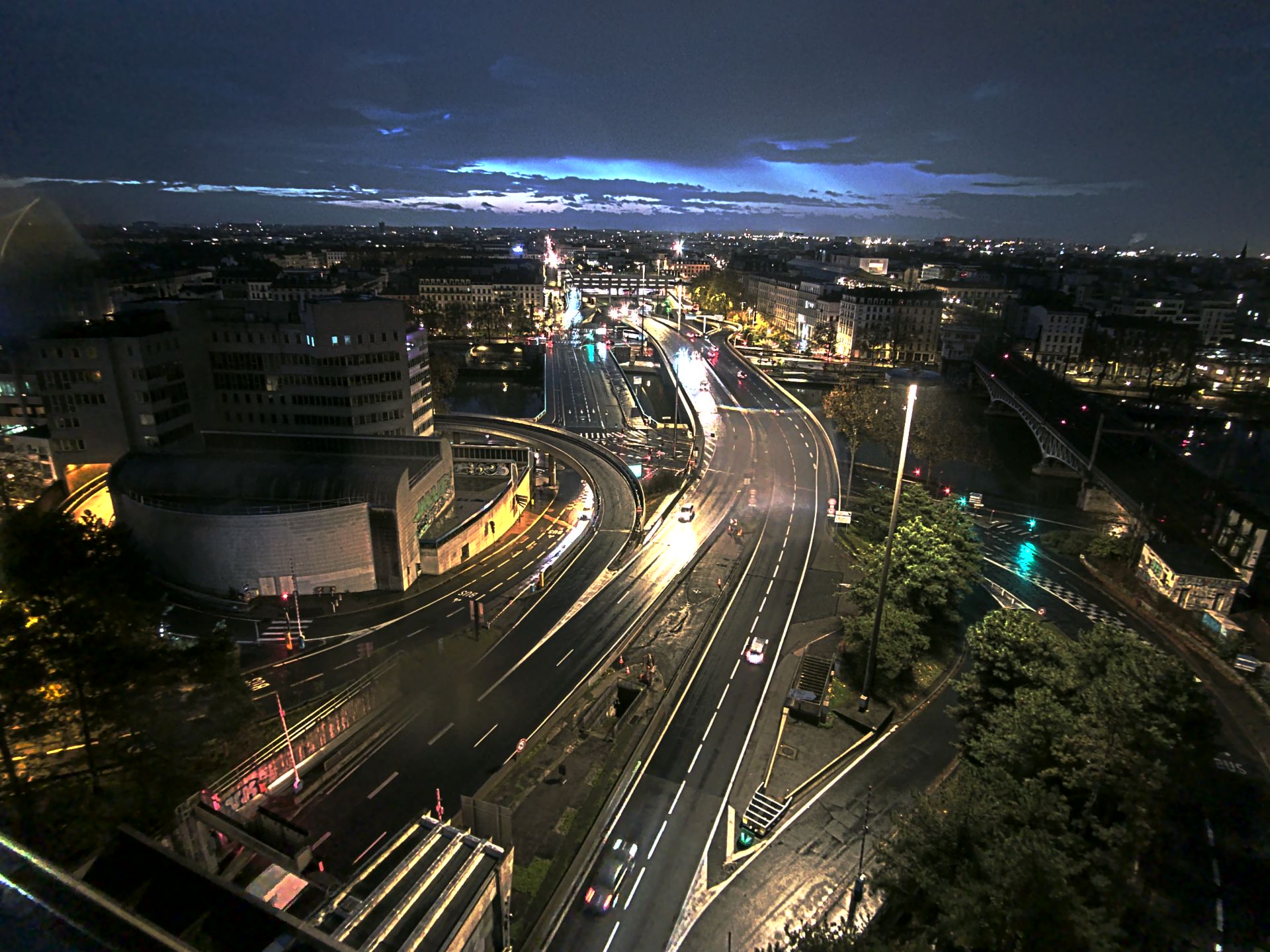Caméra autoroute à Lyon Perrache à l'entrée Sud du Tunnel sous Fourvière, en direction de Marseille