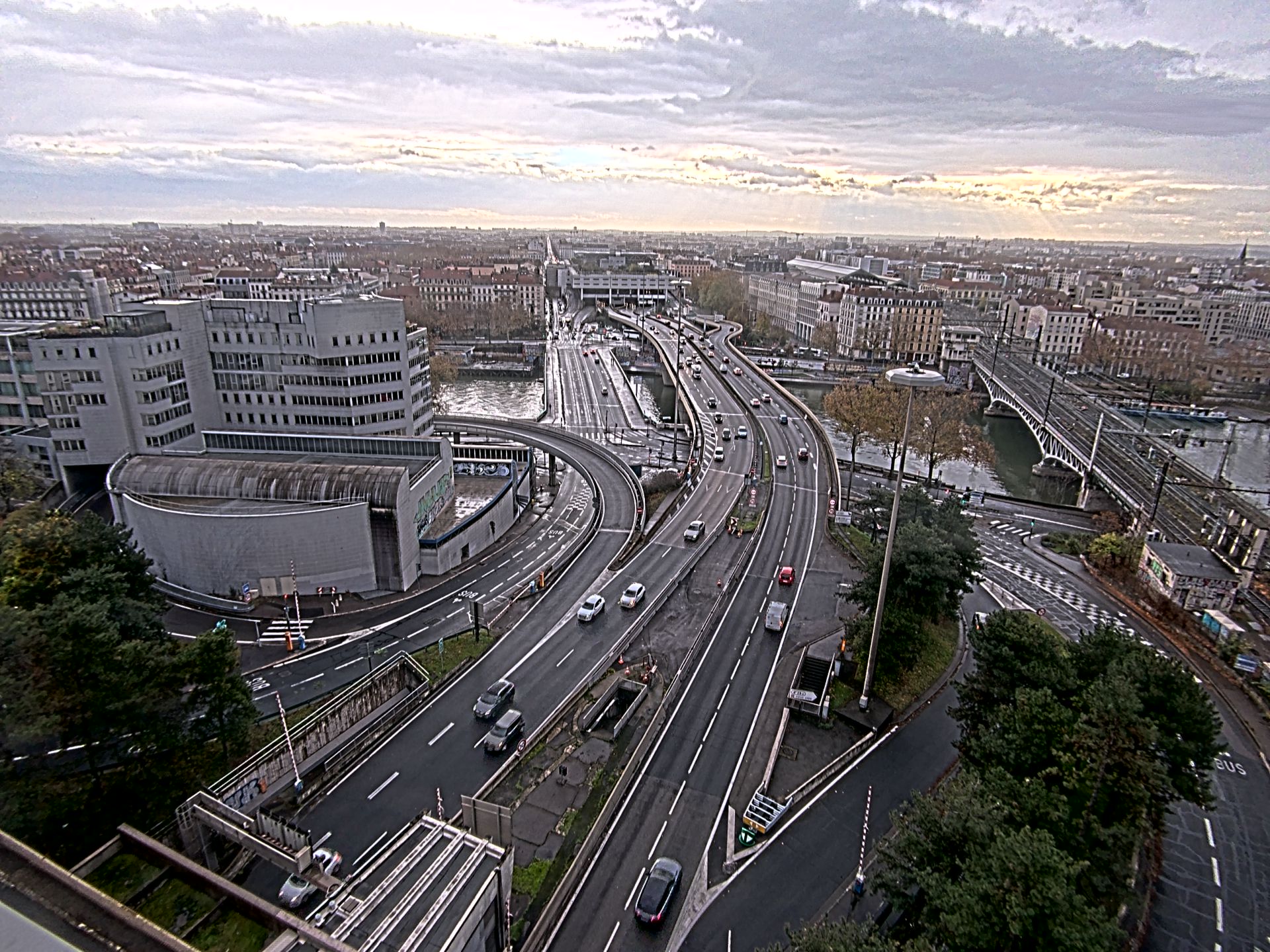 Caméra autoroute à Lyon Perrache à l'entrée Sud du Tunnel sous Fourvière, en direction de Marseille