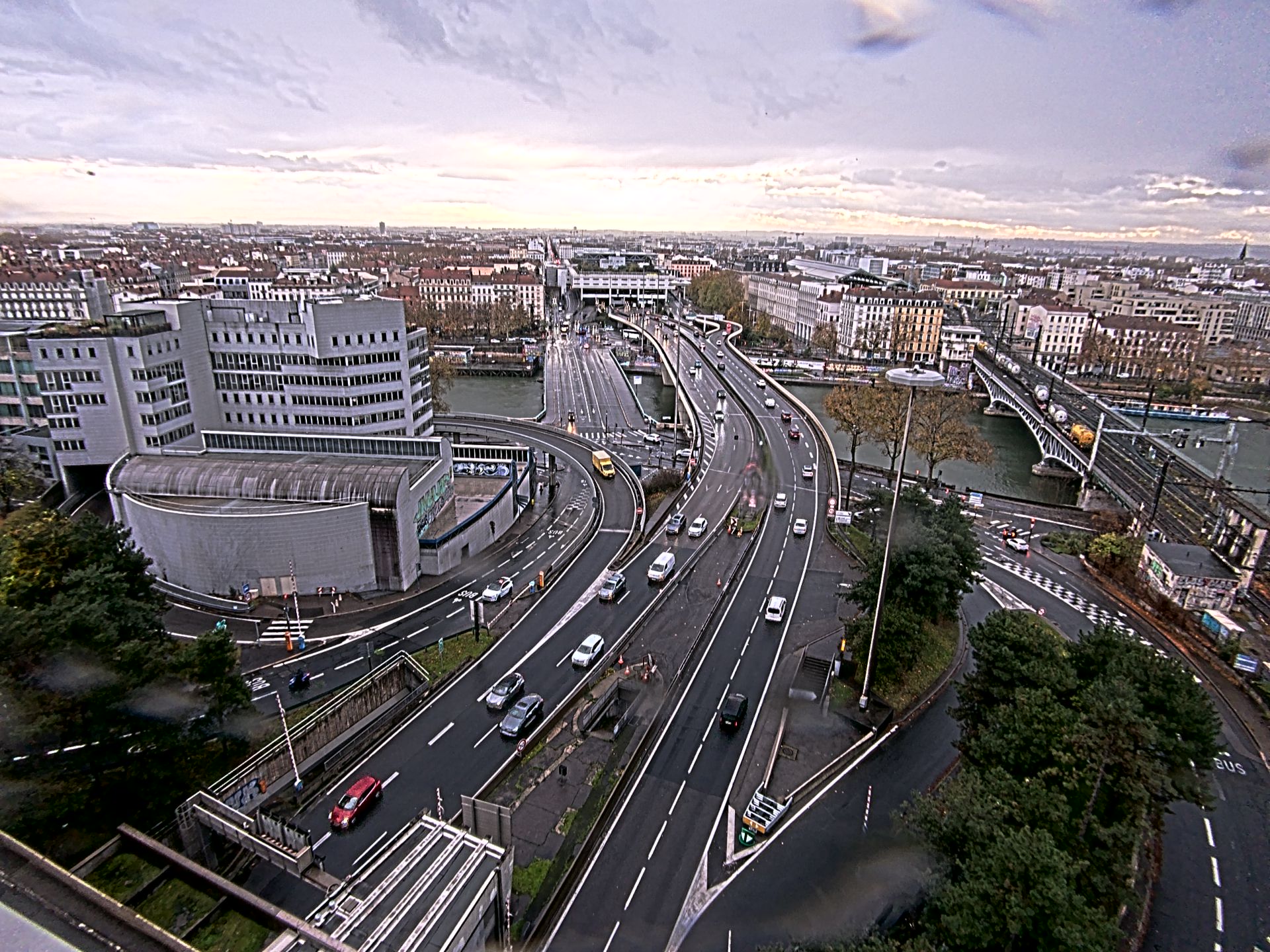 Caméra autoroute à Lyon Perrache à l'entrée Sud du Tunnel sous Fourvière, en direction de Marseille