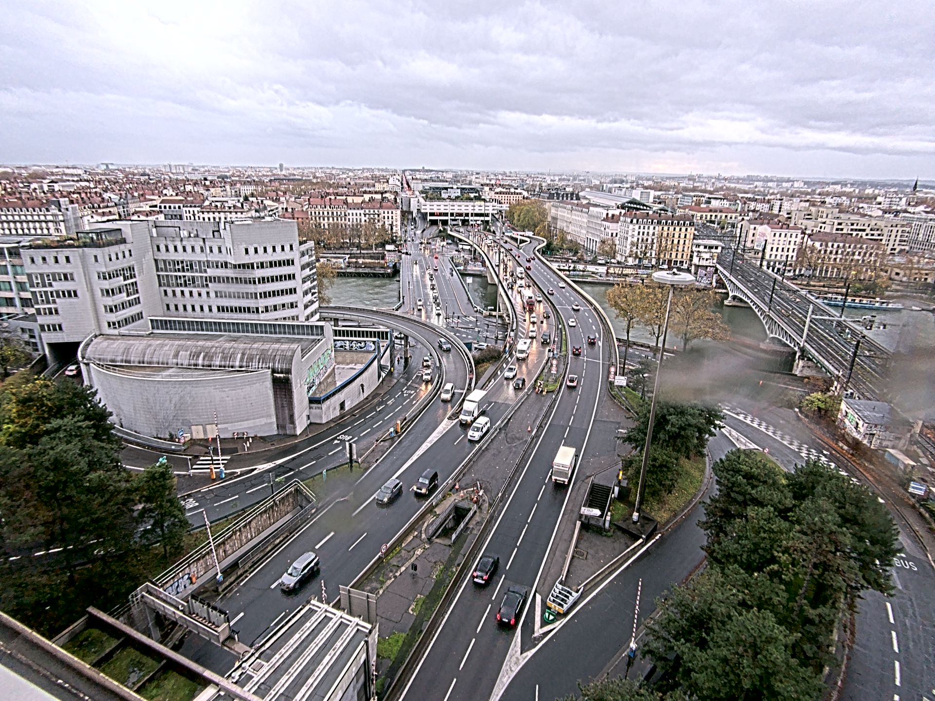 Caméra autoroute à Lyon Perrache à l'entrée Sud du Tunnel sous Fourvière, en direction de Marseille