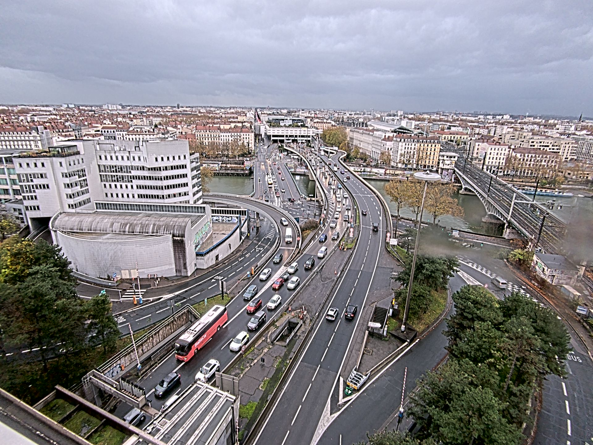 Caméra autoroute à Lyon Perrache à l'entrée Sud du Tunnel sous Fourvière, en direction de Marseille