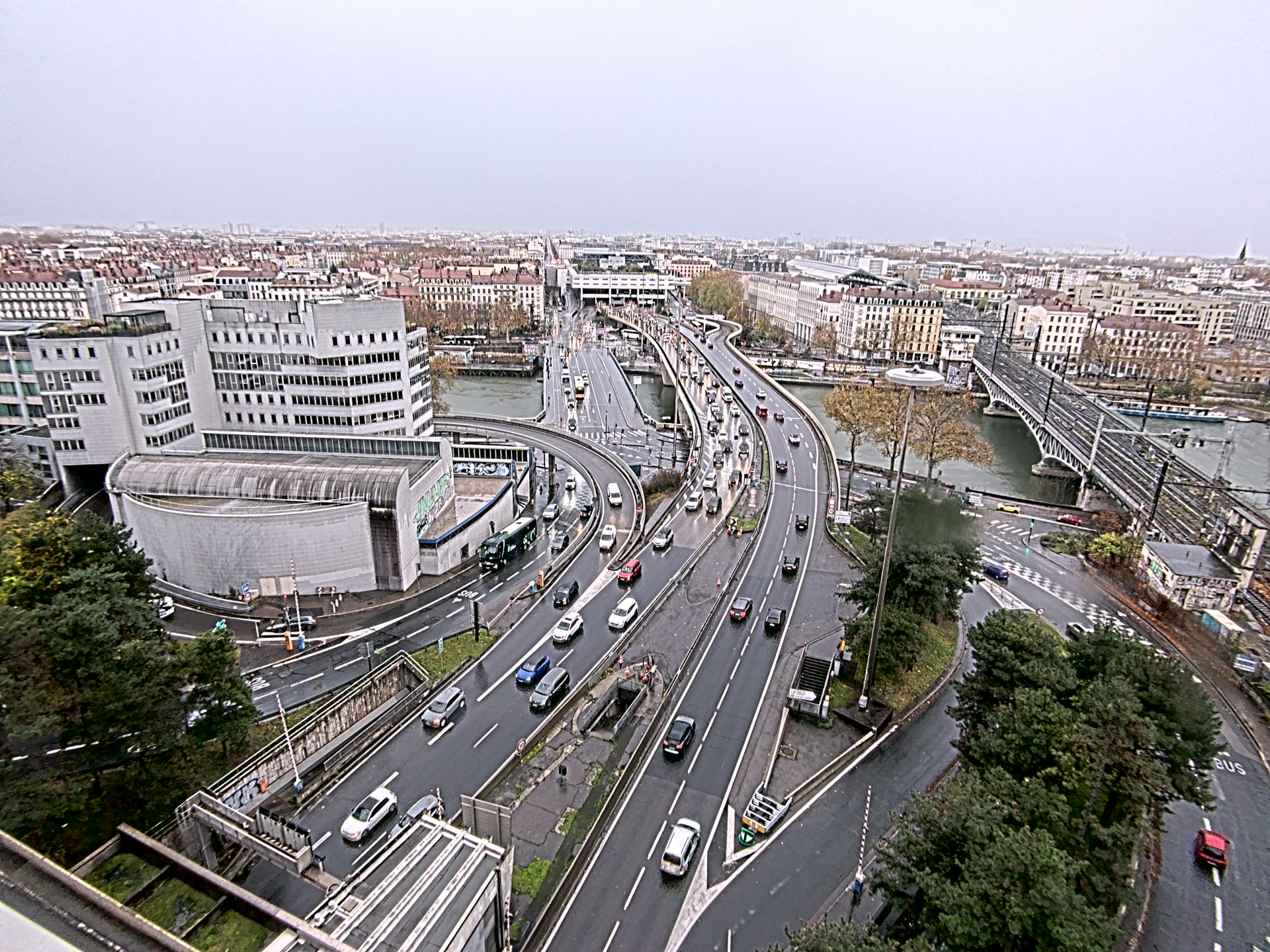 Caméra autoroute à Lyon Perrache à l'entrée Sud du Tunnel sous Fourvière, en direction de Marseille