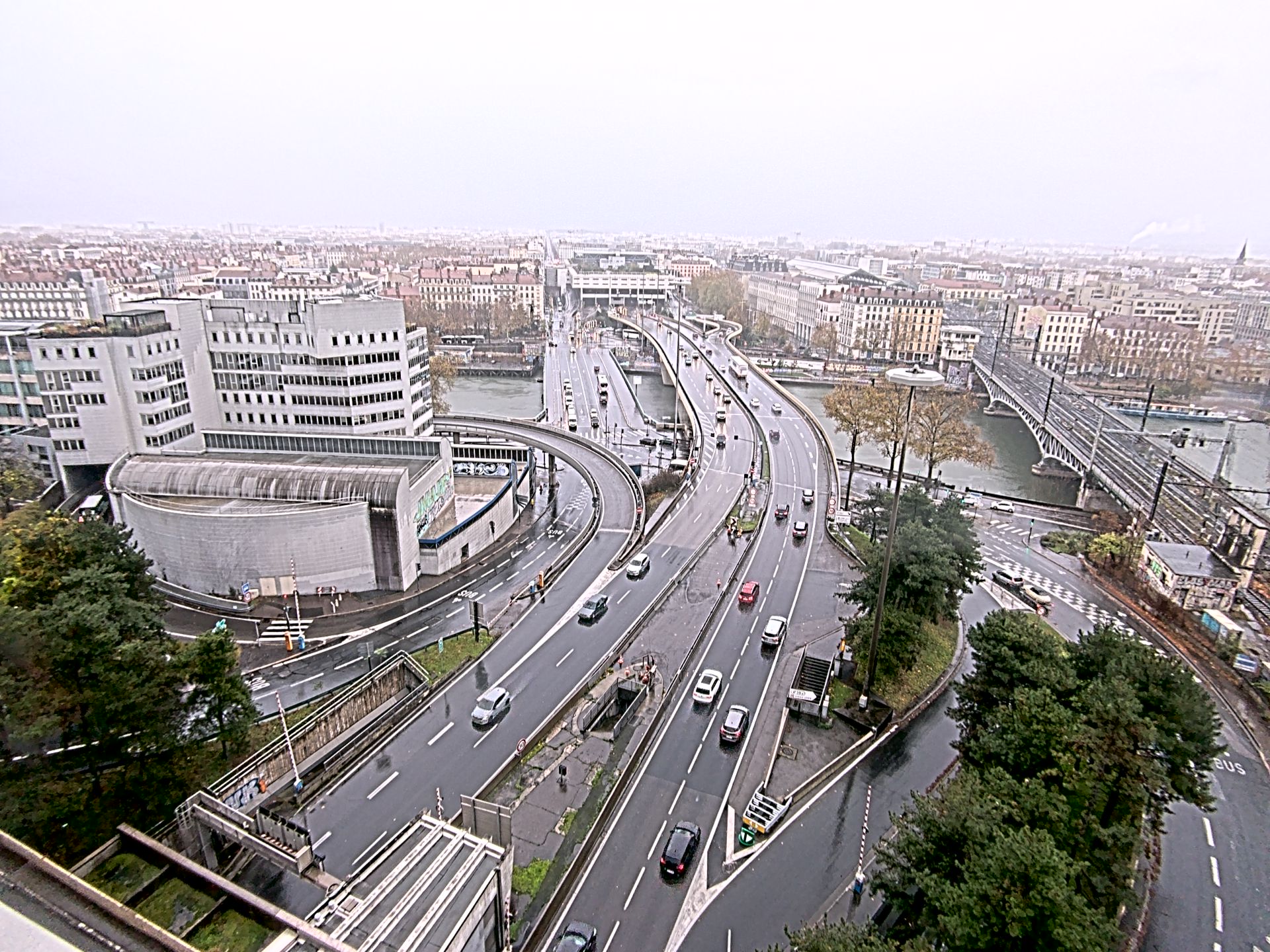 Caméra autoroute à Lyon Perrache à l'entrée Sud du Tunnel sous Fourvière, en direction de Marseille