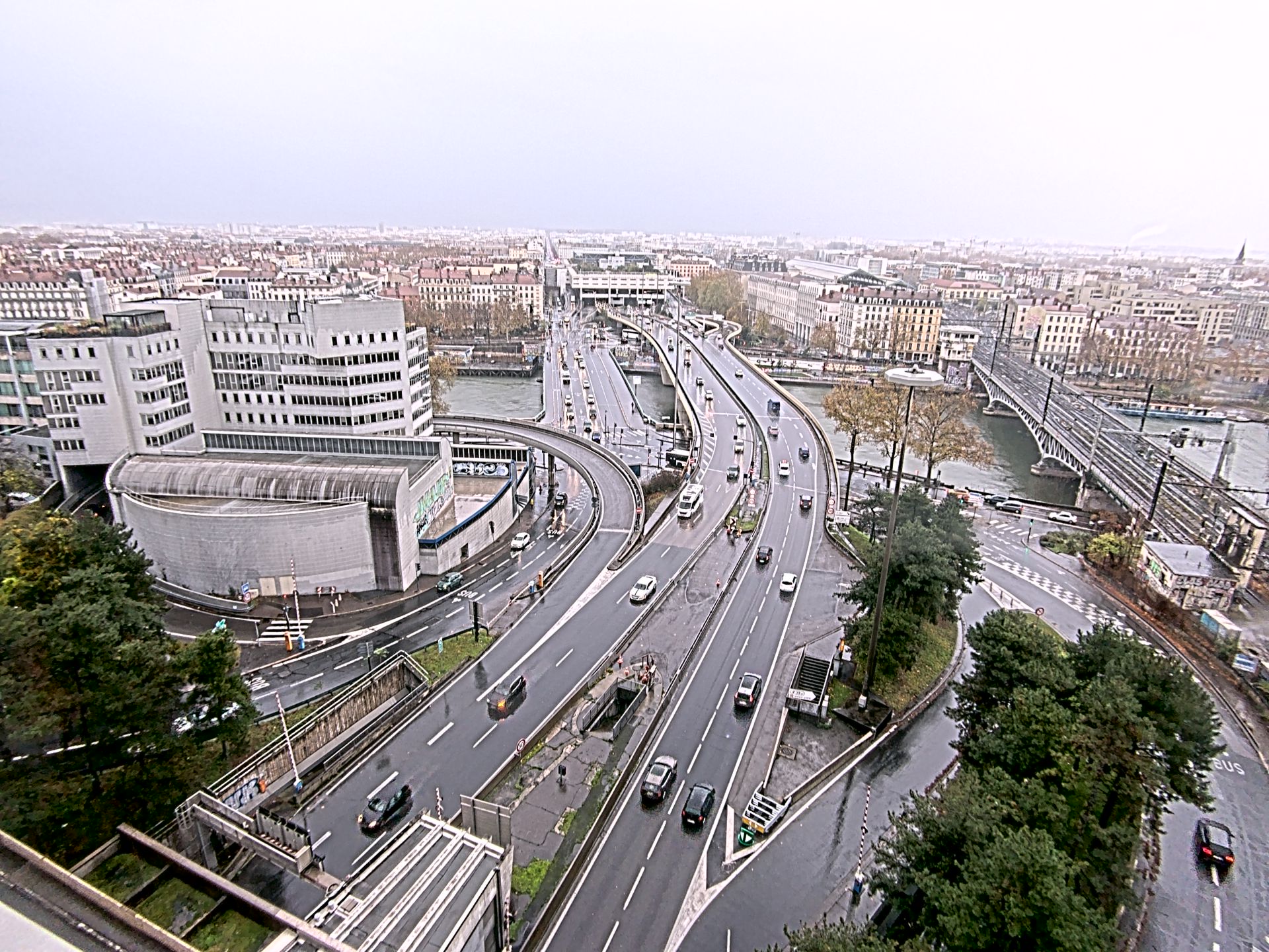 Caméra autoroute à Lyon Perrache à l'entrée Sud du Tunnel sous Fourvière, en direction de Marseille