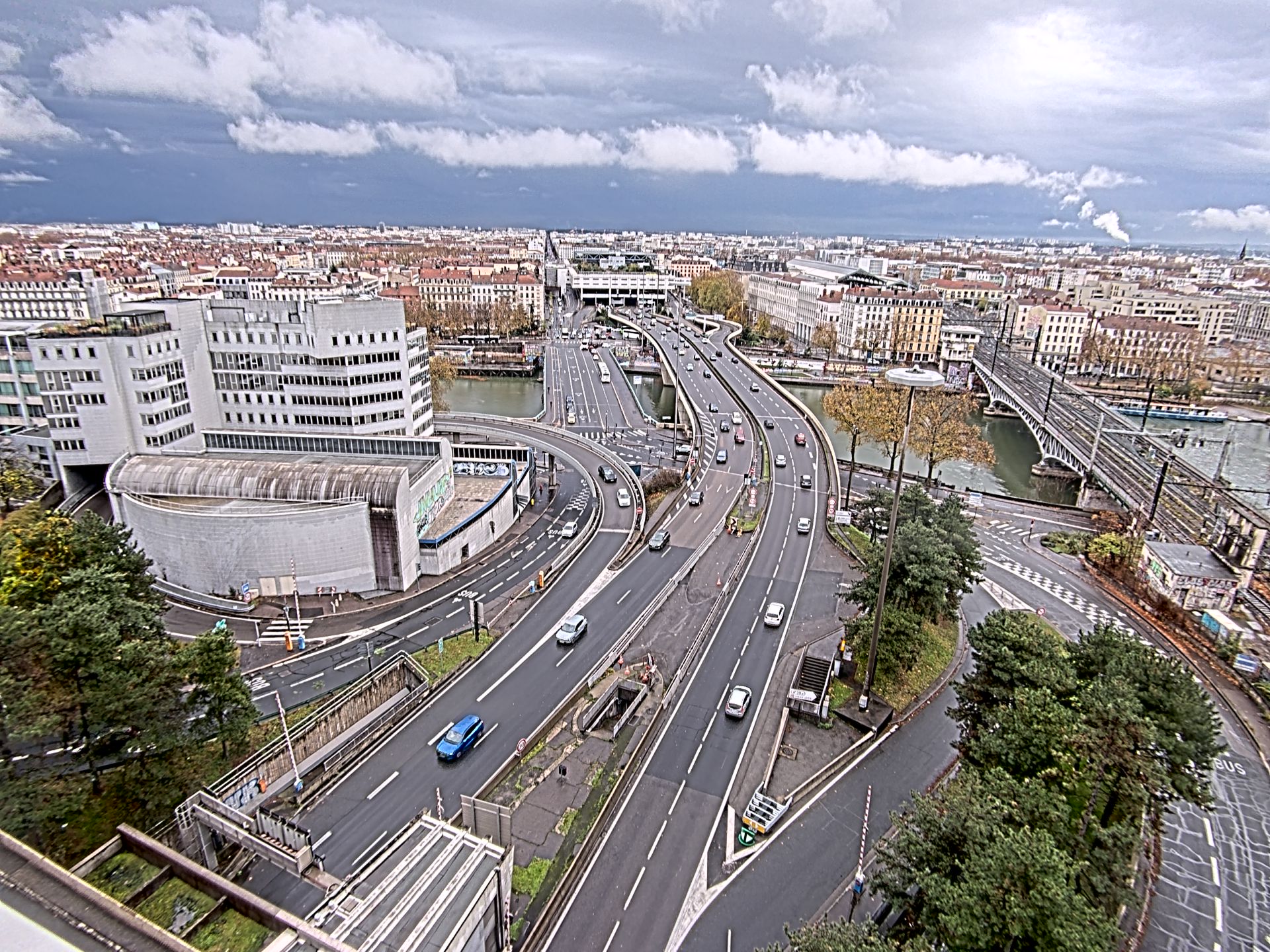 Caméra autoroute à Lyon Perrache à l'entrée Sud du Tunnel sous Fourvière, en direction de Marseille