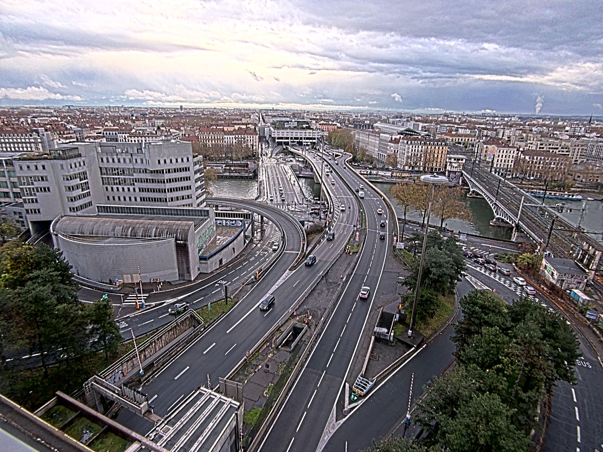 Caméra autoroute à Lyon Perrache à l'entrée Sud du Tunnel sous Fourvière, en direction de Marseille