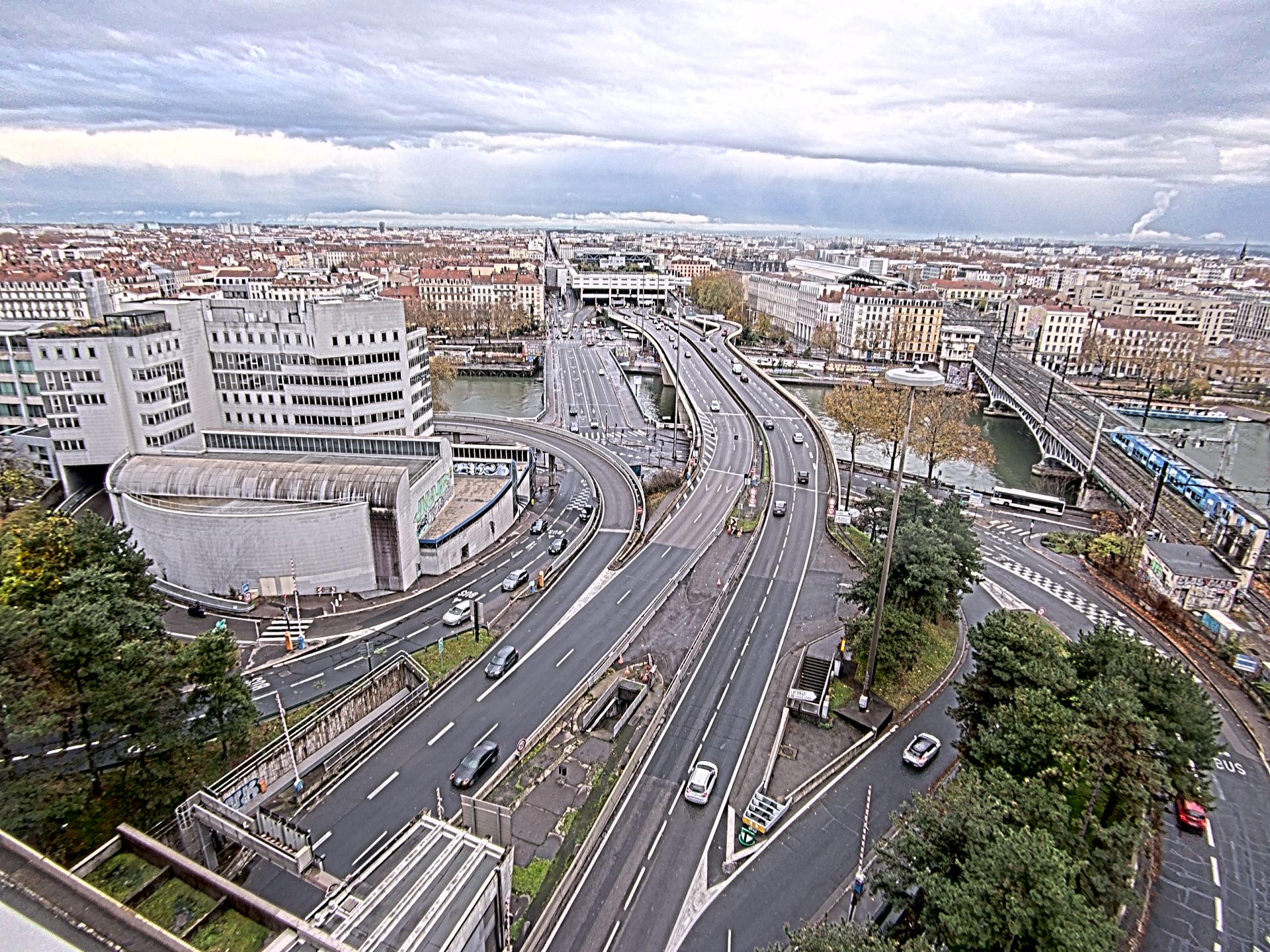 Caméra autoroute à Lyon Perrache à l'entrée Sud du Tunnel sous Fourvière, en direction de Marseille