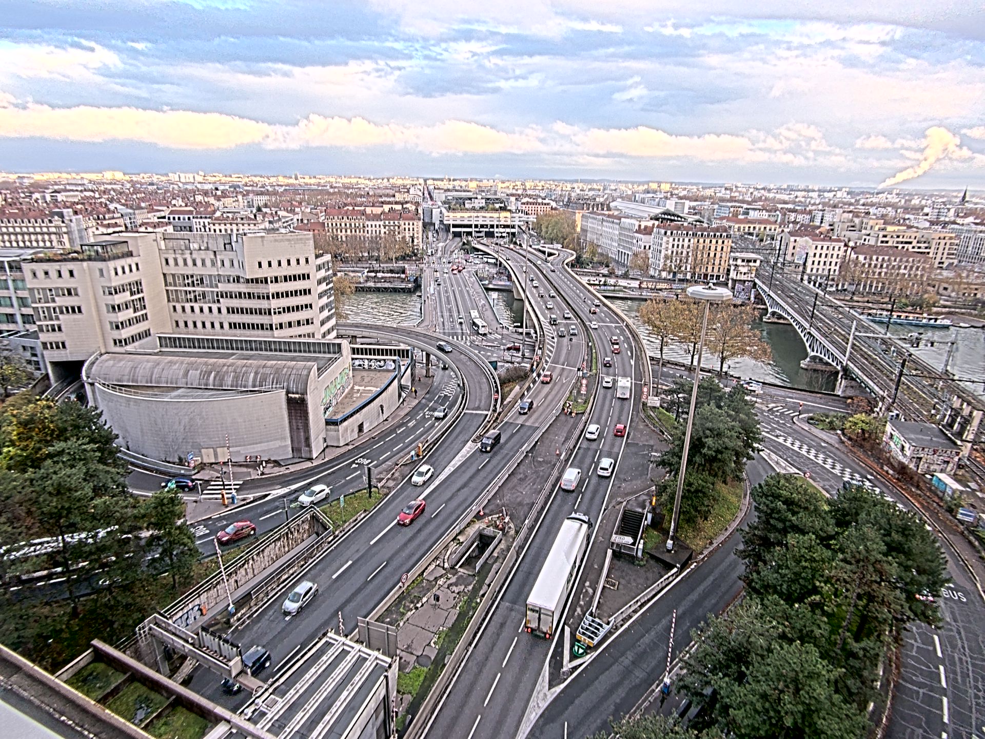 Caméra autoroute à Lyon Perrache à l'entrée Sud du Tunnel sous Fourvière, en direction de Marseille