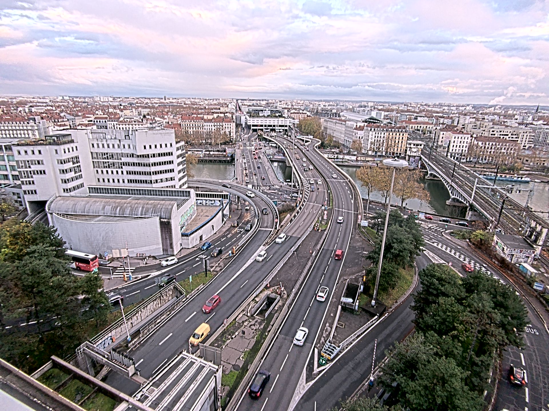 Caméra autoroute à Lyon Perrache à l'entrée Sud du Tunnel sous Fourvière, en direction de Marseille