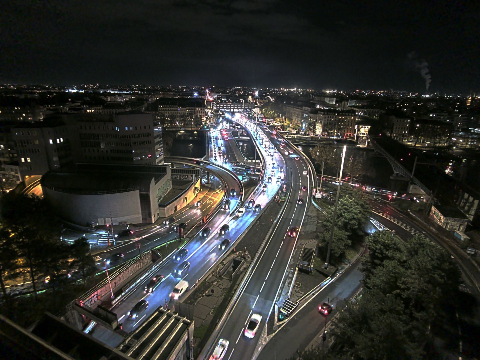 Caméra autoroute à Lyon Perrache à l'entrée Sud du Tunnel sous Fourvière, en direction de Marseille