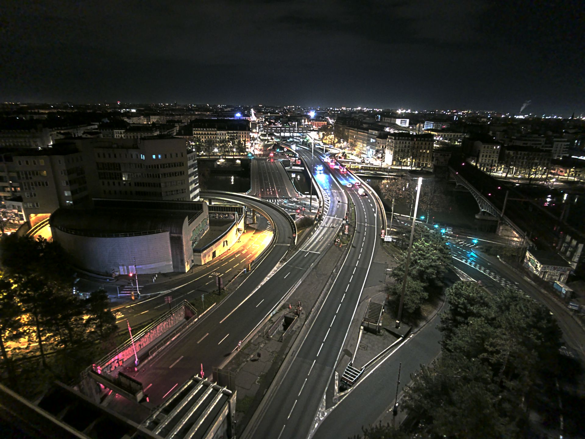 Caméra autoroute à Lyon Perrache à l'entrée Sud du Tunnel sous Fourvière, en direction de Marseille