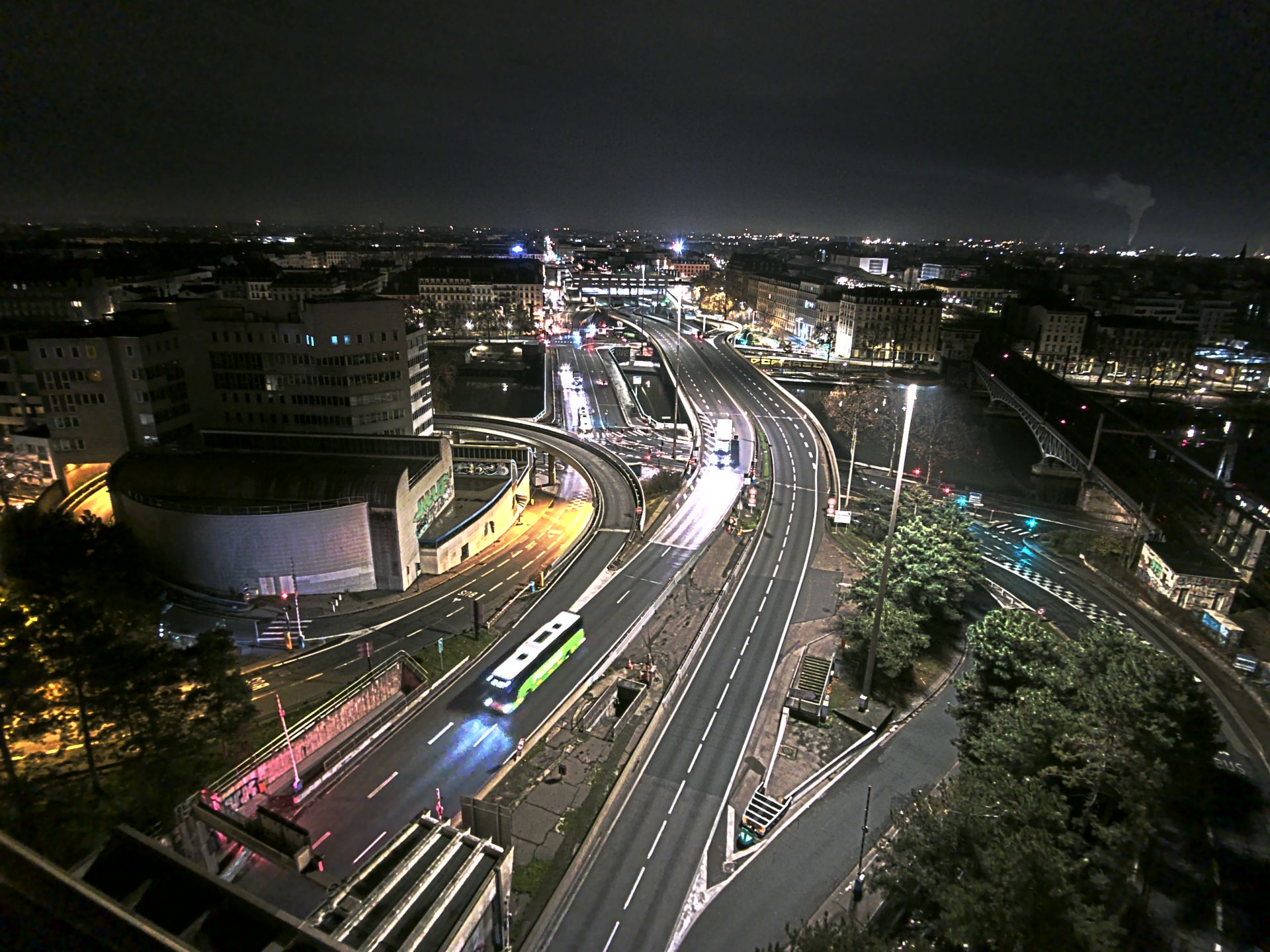 Caméra autoroute à Lyon Perrache à l'entrée Sud du Tunnel sous Fourvière, en direction de Marseille