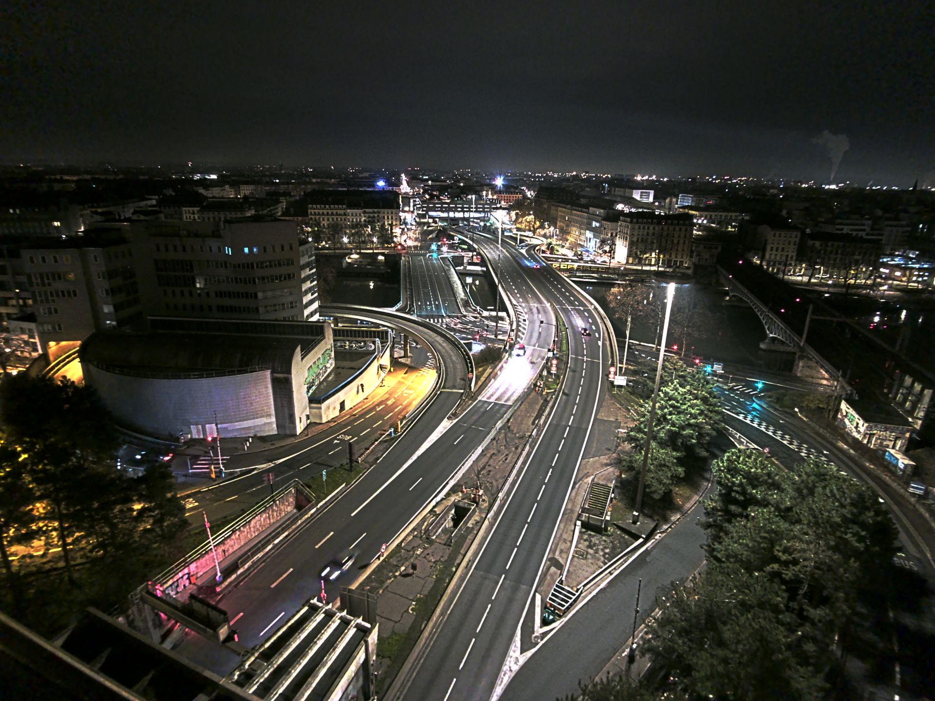 Caméra autoroute à Lyon Perrache à l'entrée Sud du Tunnel sous Fourvière, en direction de Marseille