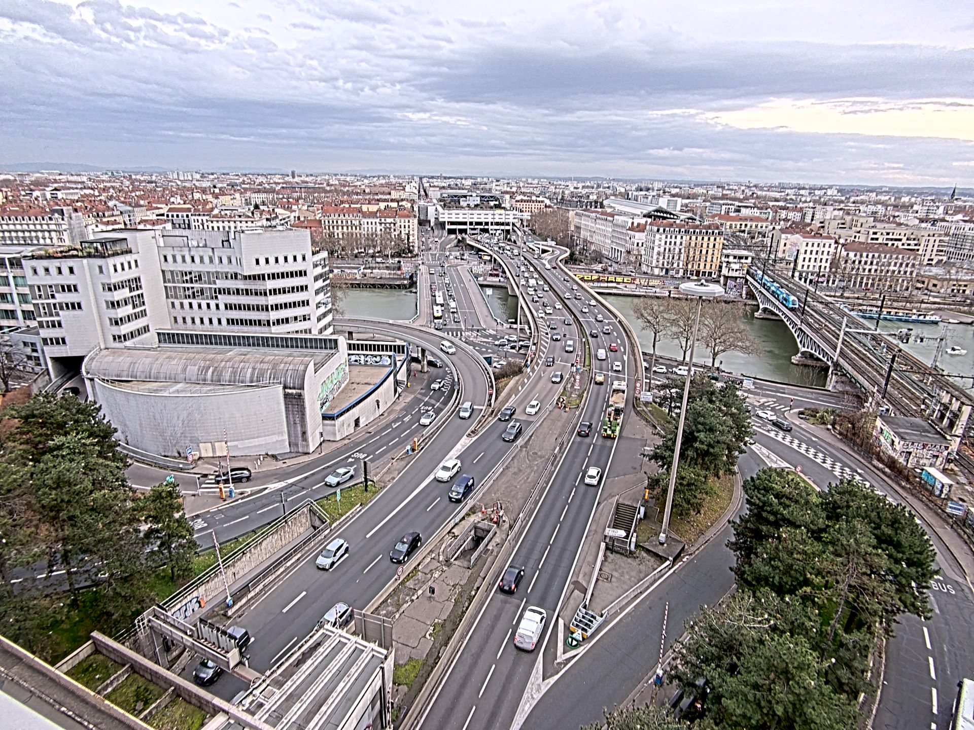 Caméra autoroute à Lyon Perrache à l'entrée Sud du Tunnel sous Fourvière, en direction de Marseille