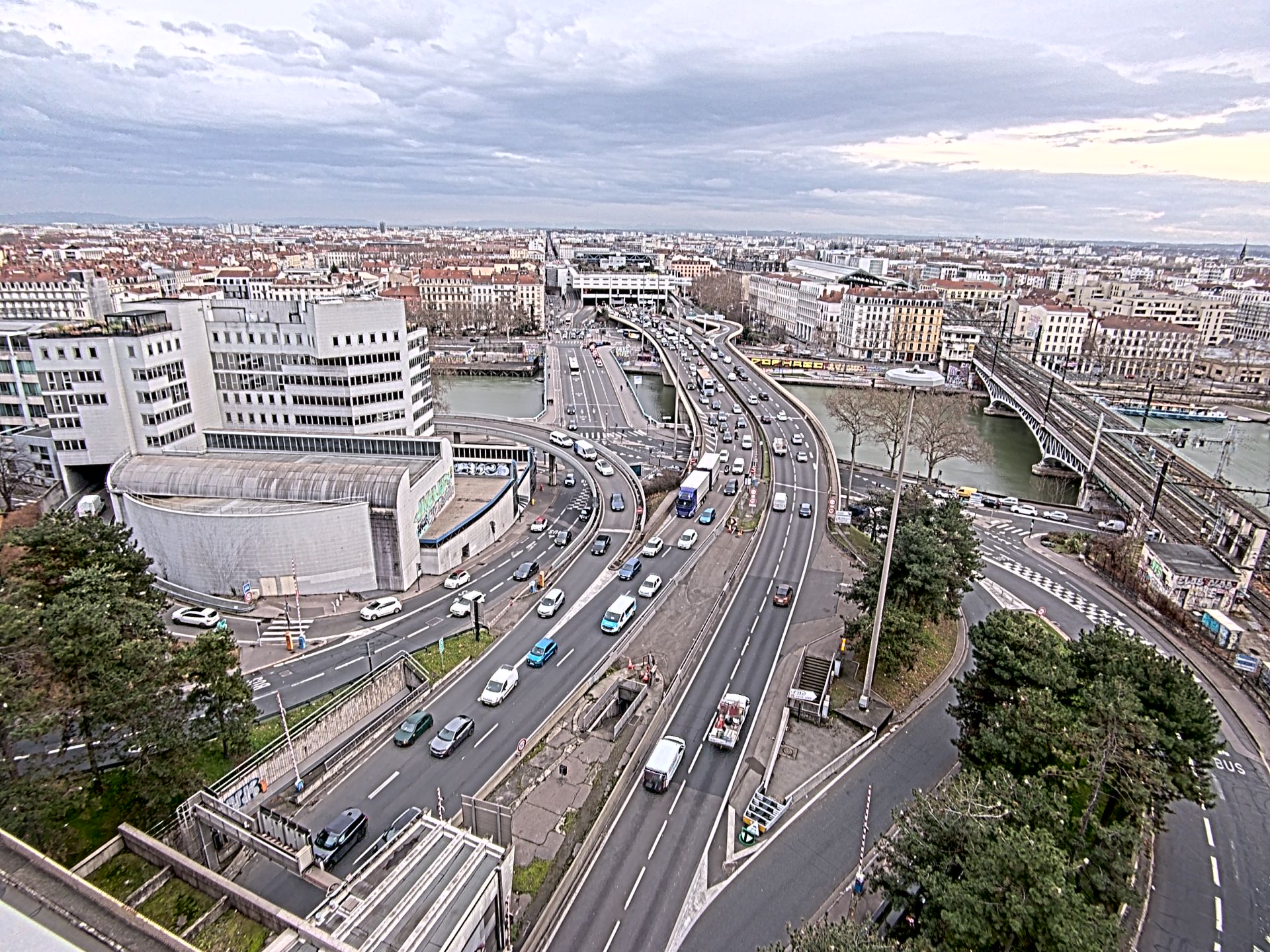Caméra autoroute à Lyon Perrache à l'entrée Sud du Tunnel sous Fourvière, en direction de Marseille