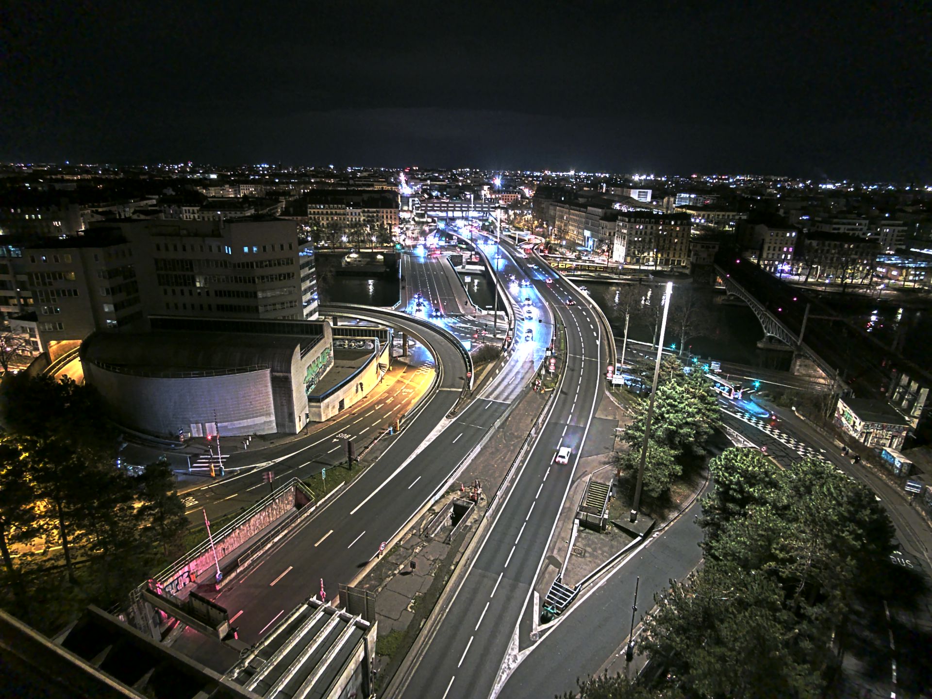 Caméra autoroute à Lyon Perrache à l'entrée Sud du Tunnel sous Fourvière, en direction de Marseille