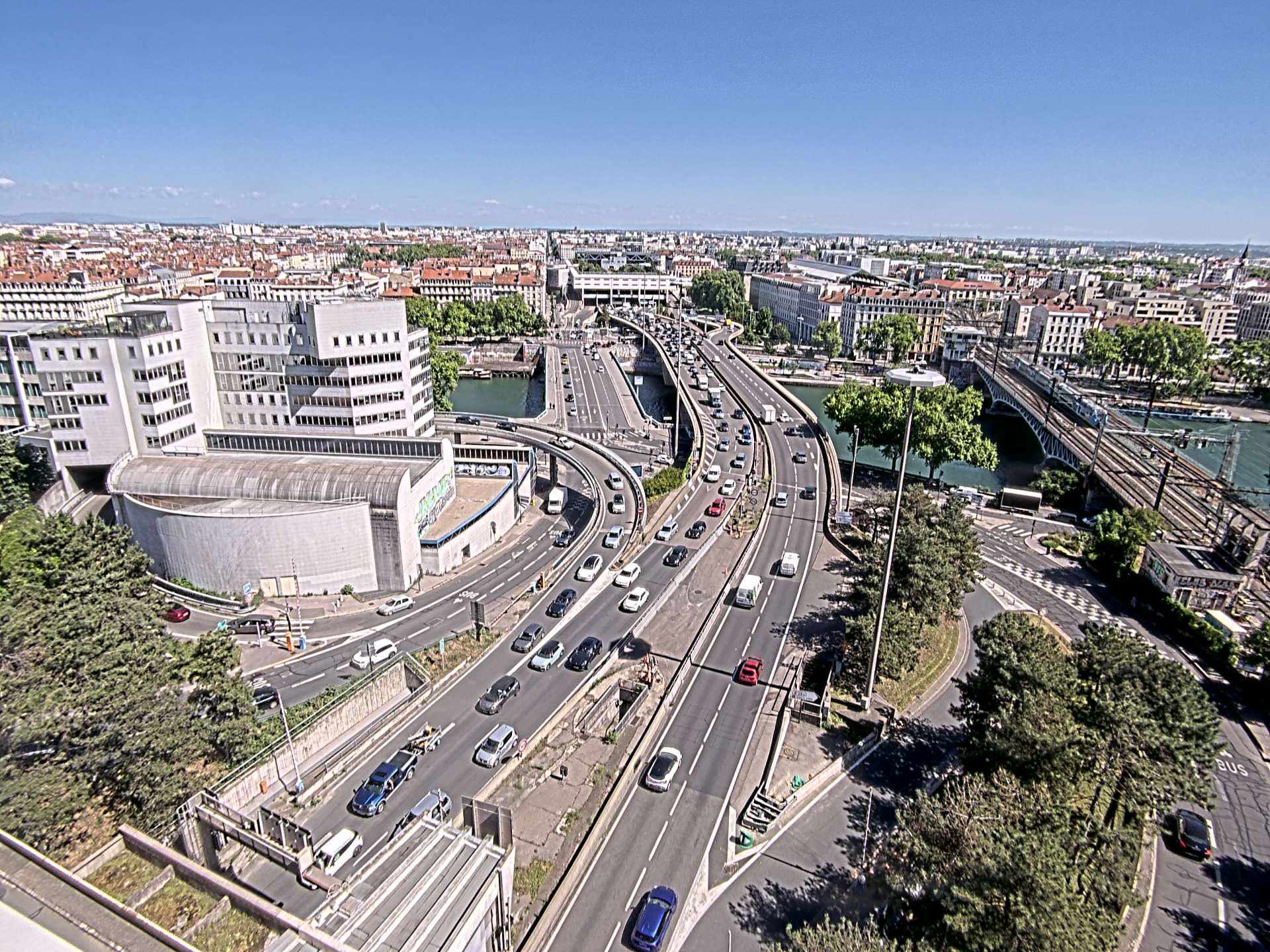 Caméra autoroute à Lyon Perrache à l'entrée Sud du Tunnel sous Fourvière, en direction de Marseille
