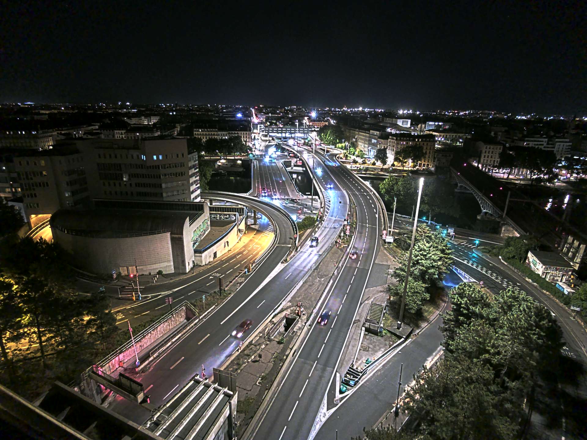 Caméra autoroute à Lyon Perrache à l'entrée Sud du Tunnel sous Fourvière, en direction de Marseille