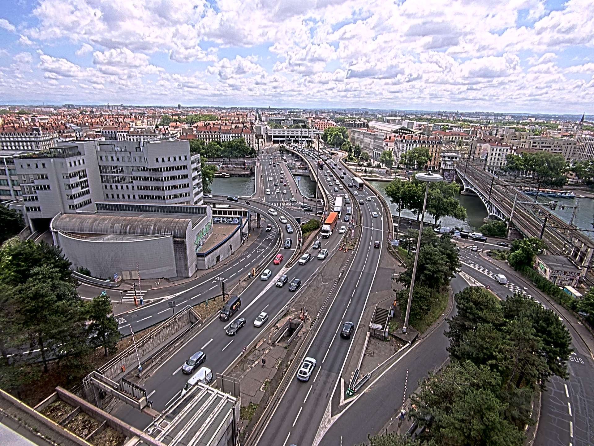 Caméra autoroute à Lyon Perrache à l'entrée Sud du Tunnel sous Fourvière, en direction de Marseille
