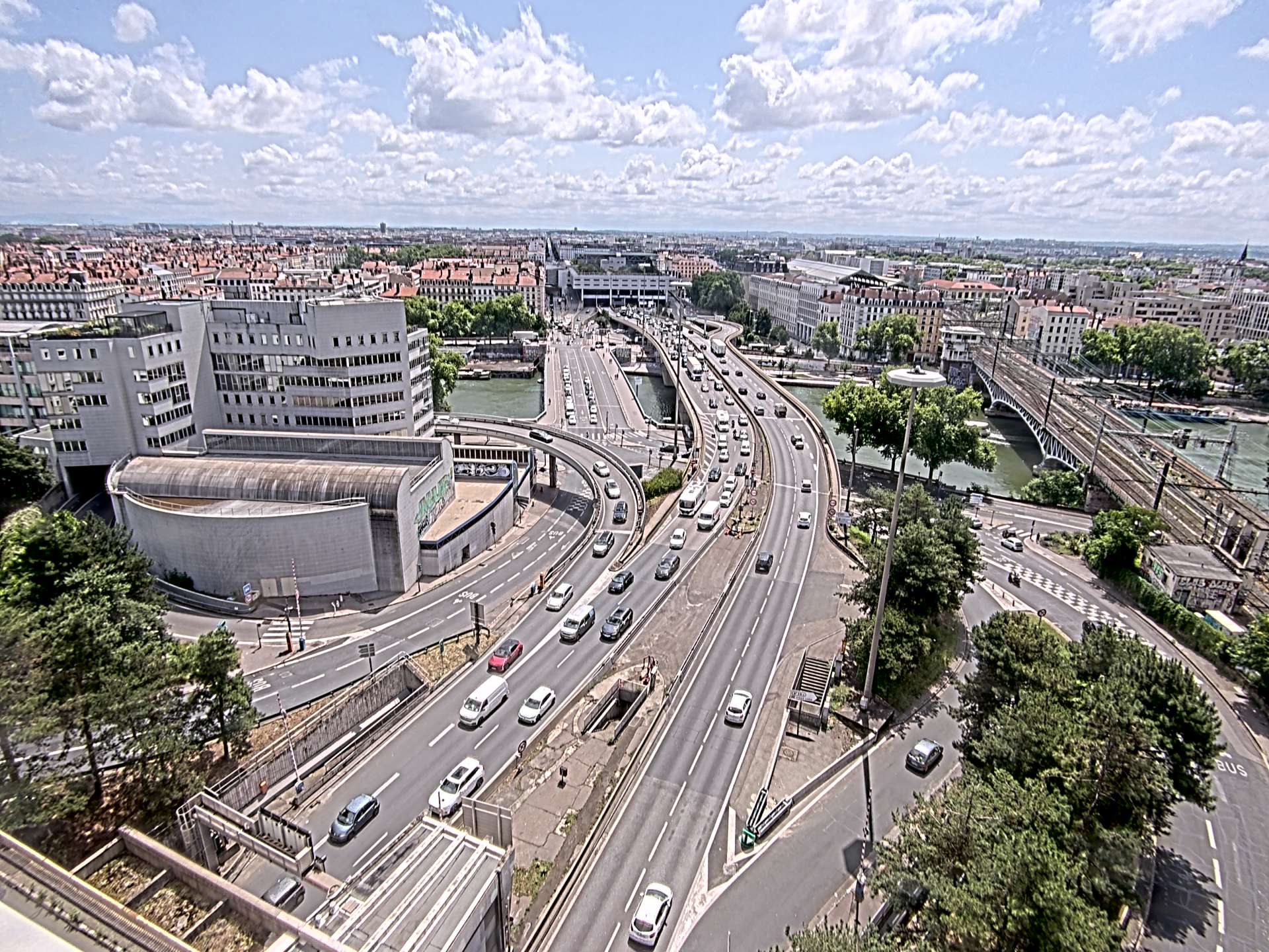 Caméra autoroute à Lyon Perrache à l'entrée Sud du Tunnel sous Fourvière, en direction de Marseille