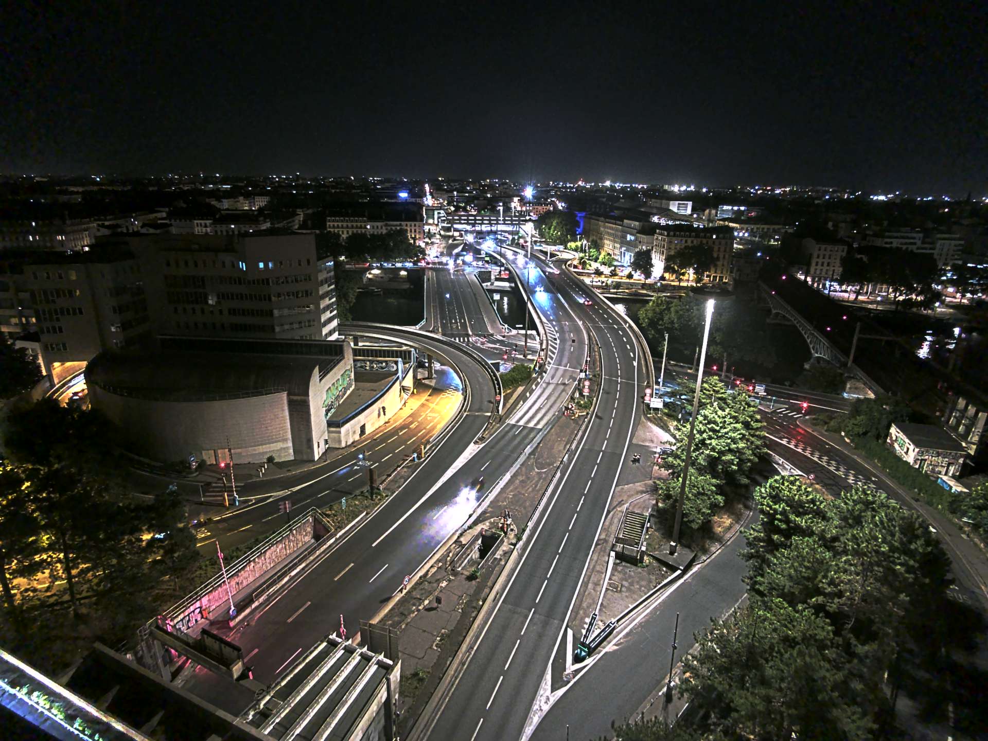 Caméra autoroute à Lyon Perrache à l'entrée Sud du Tunnel sous Fourvière, en direction de Marseille
