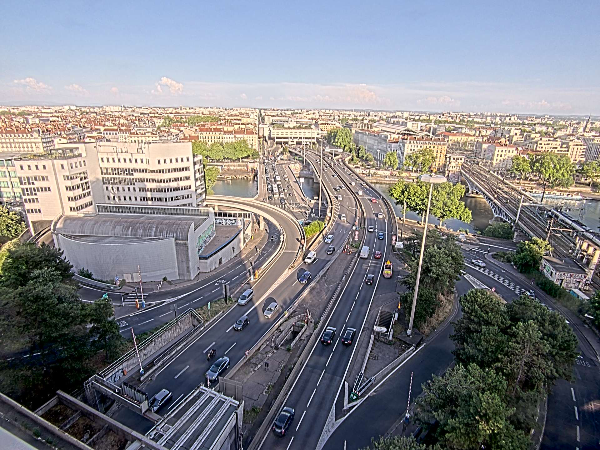 Caméra autoroute à Lyon Perrache à l'entrée Sud du Tunnel sous Fourvière, en direction de Marseille