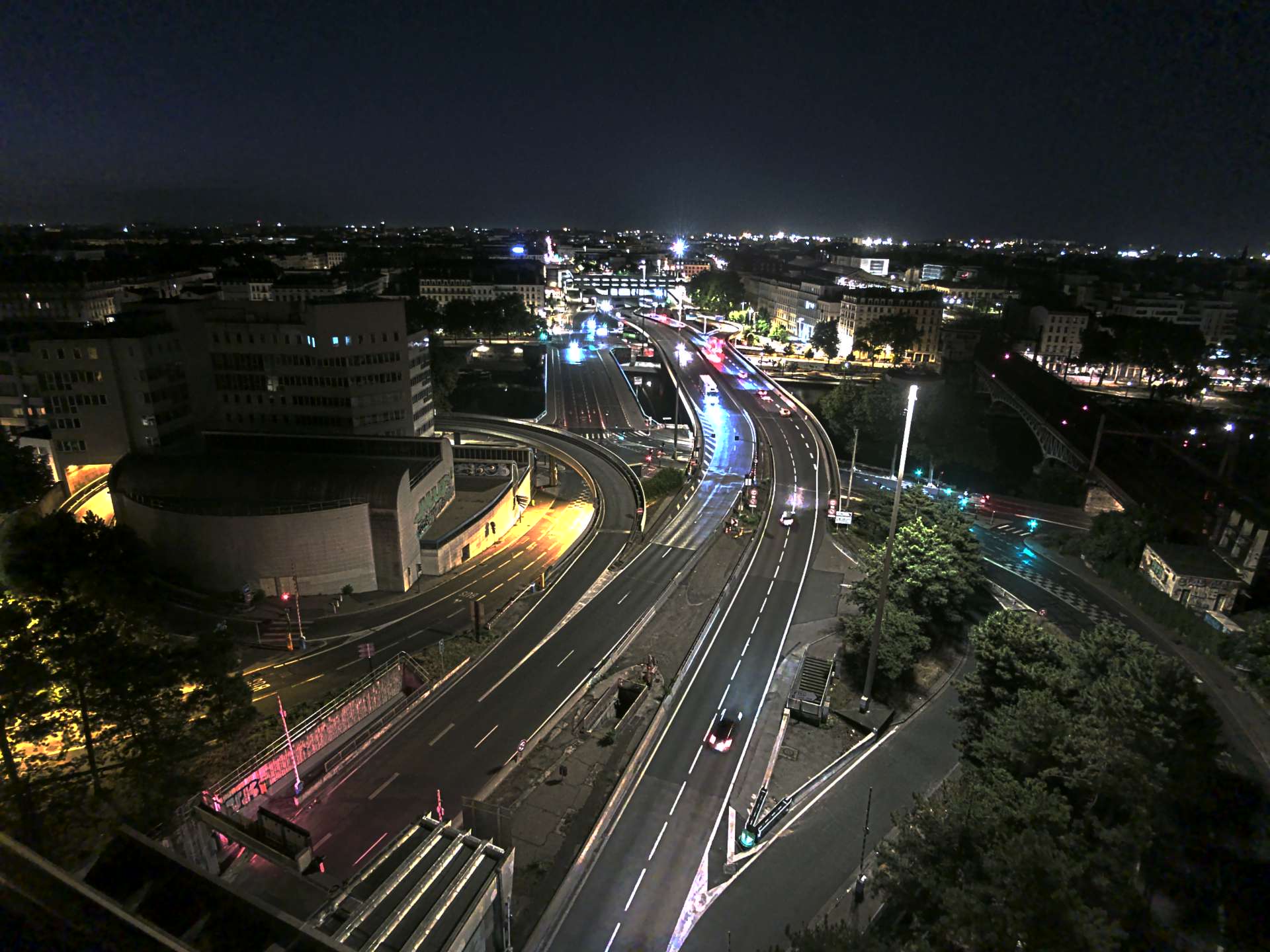 Caméra autoroute à Lyon Perrache à l'entrée Sud du Tunnel sous Fourvière, en direction de Marseille