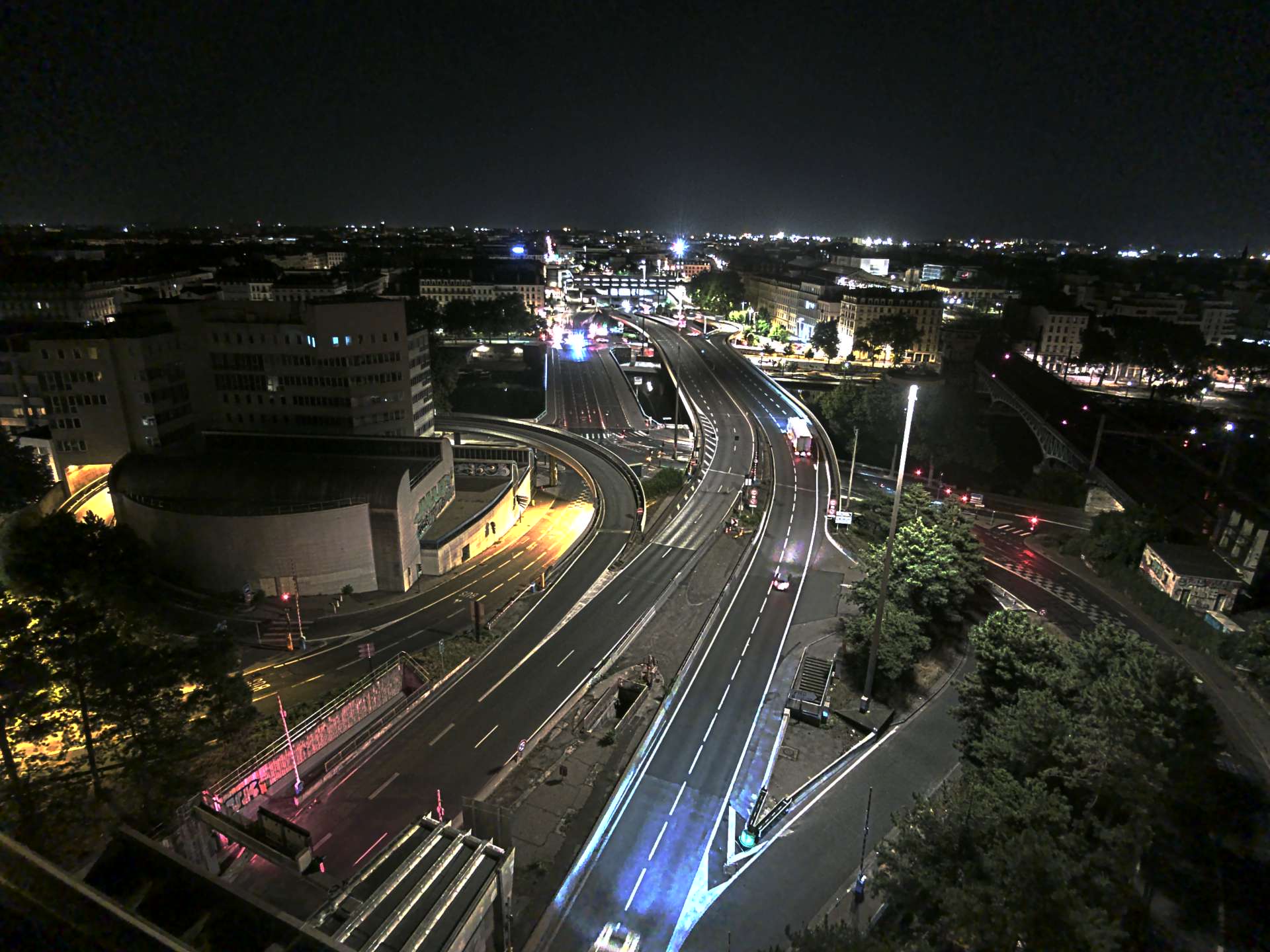 Caméra autoroute à Lyon Perrache à l'entrée Sud du Tunnel sous Fourvière, en direction de Marseille