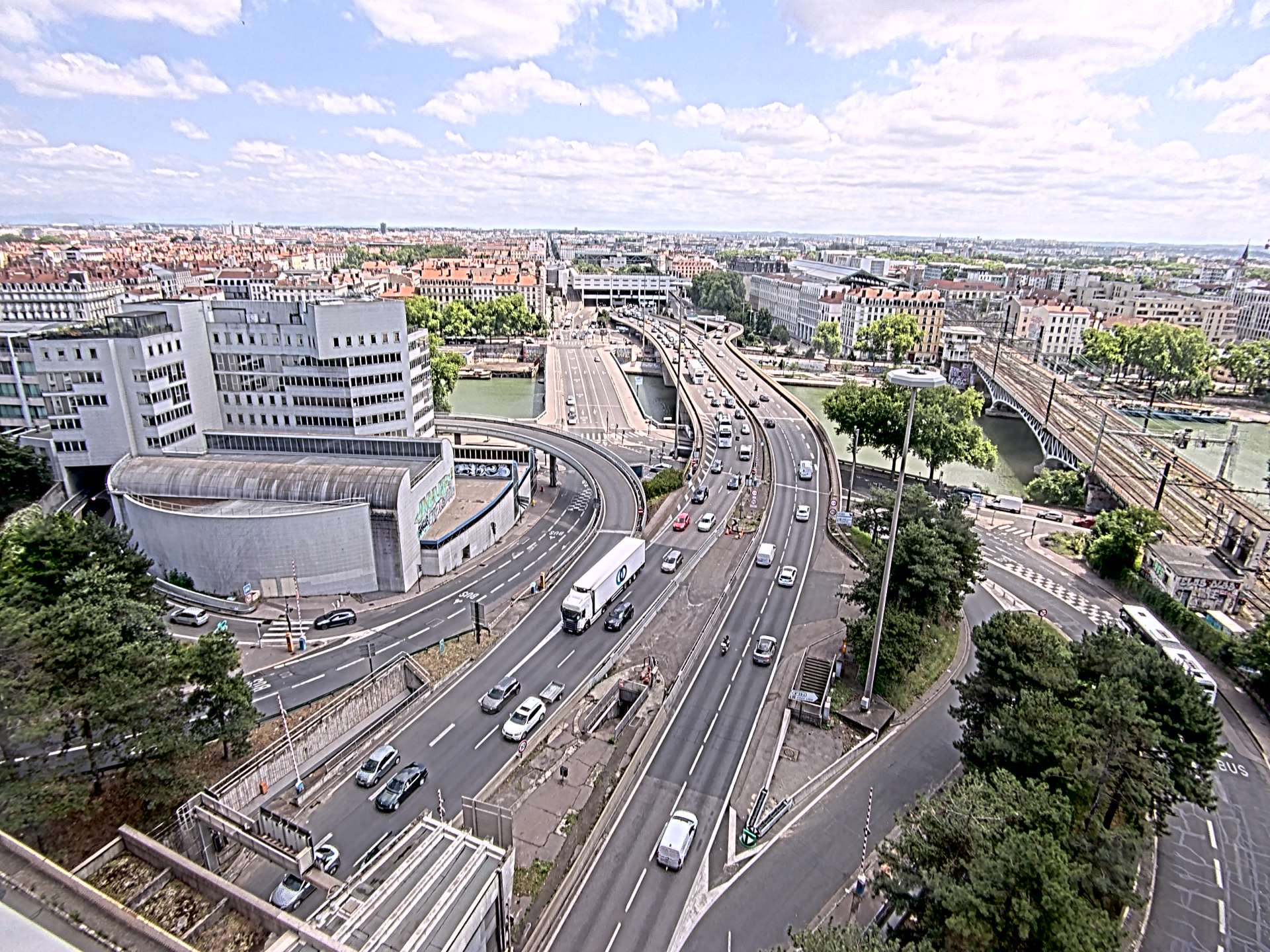Caméra autoroute à Lyon Perrache à l'entrée Sud du Tunnel sous Fourvière, en direction de Marseille