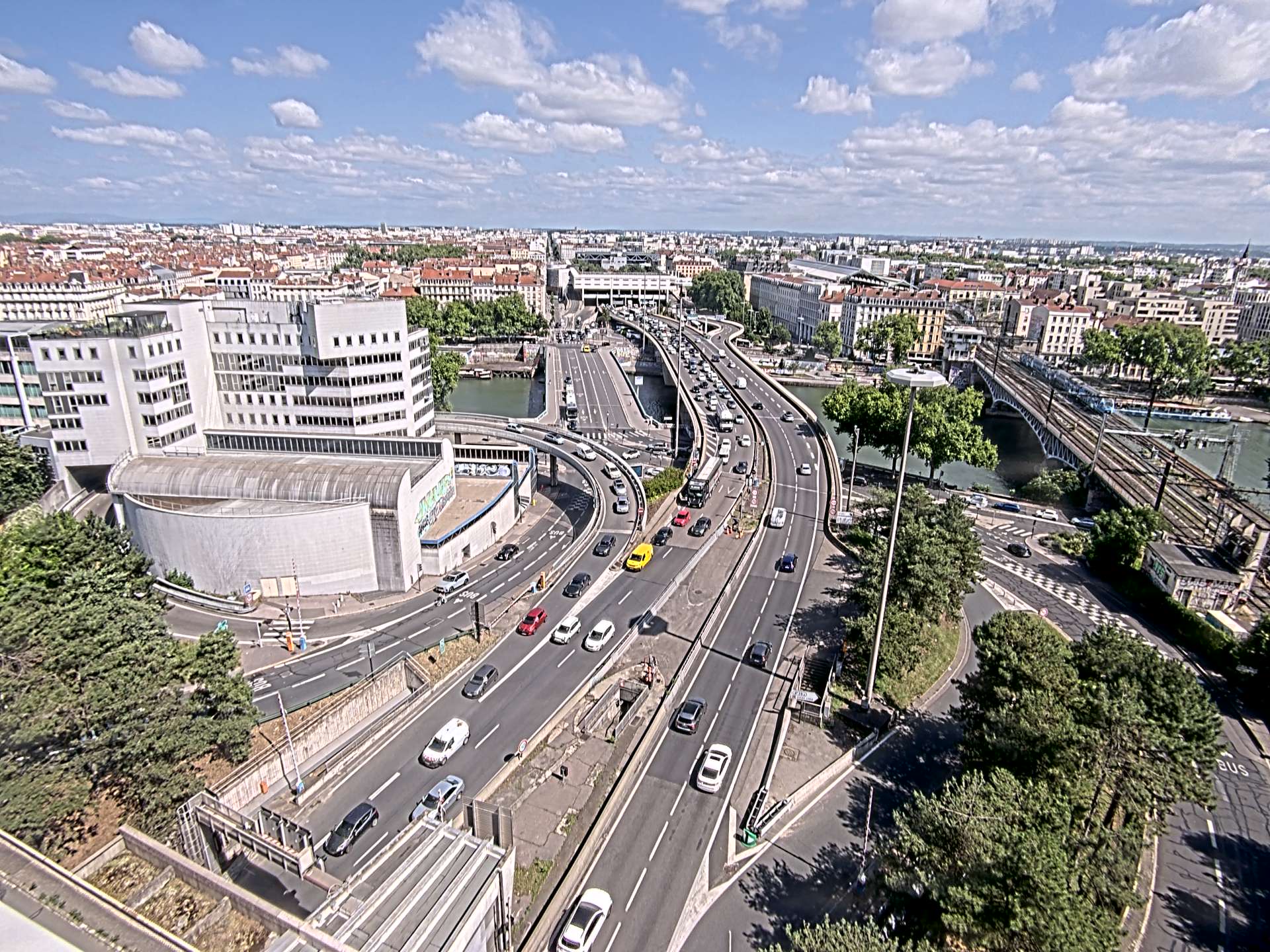 Caméra autoroute à Lyon Perrache à l'entrée Sud du Tunnel sous Fourvière, en direction de Marseille