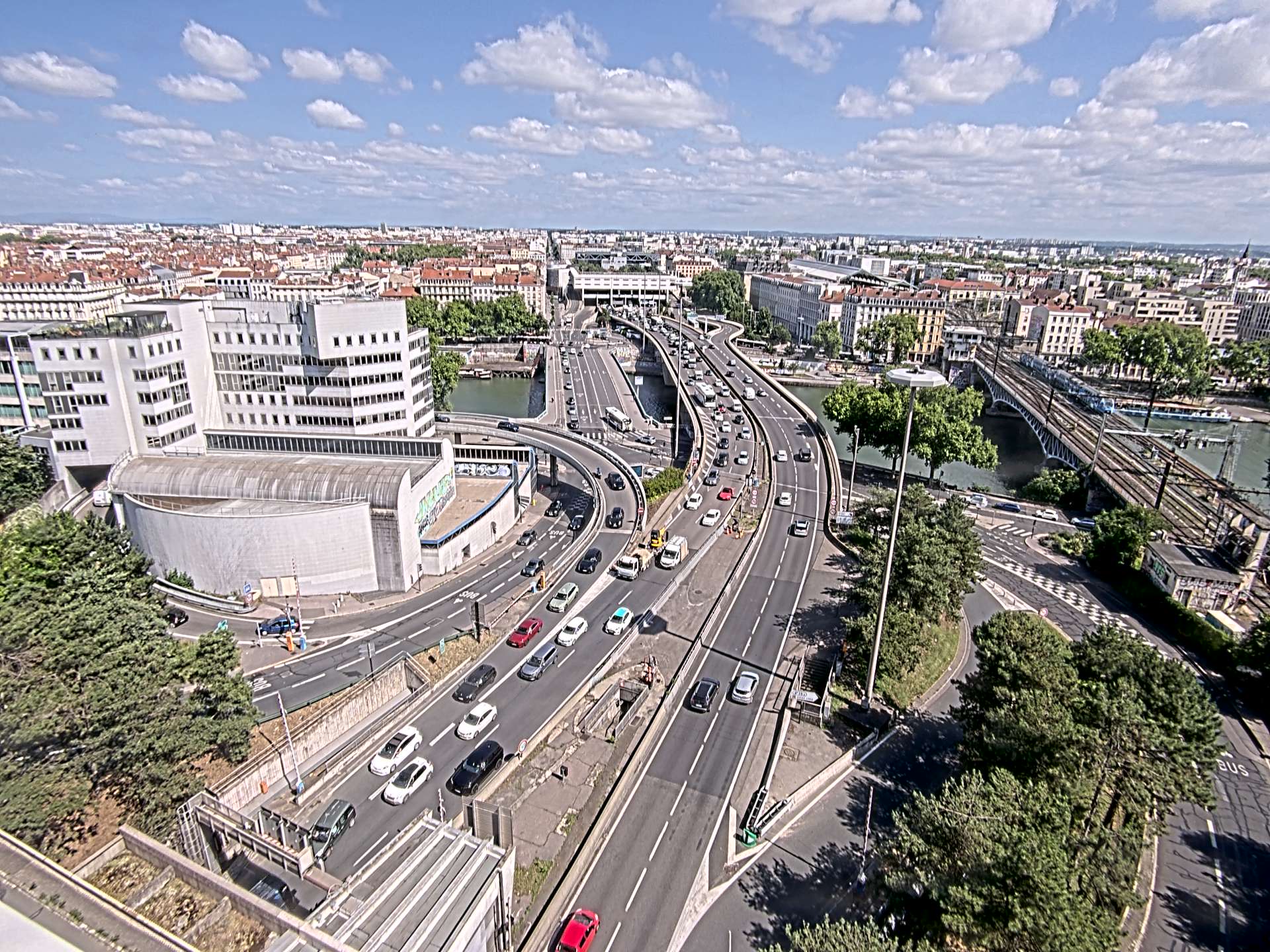 Caméra autoroute à Lyon Perrache à l'entrée Sud du Tunnel sous Fourvière, en direction de Marseille