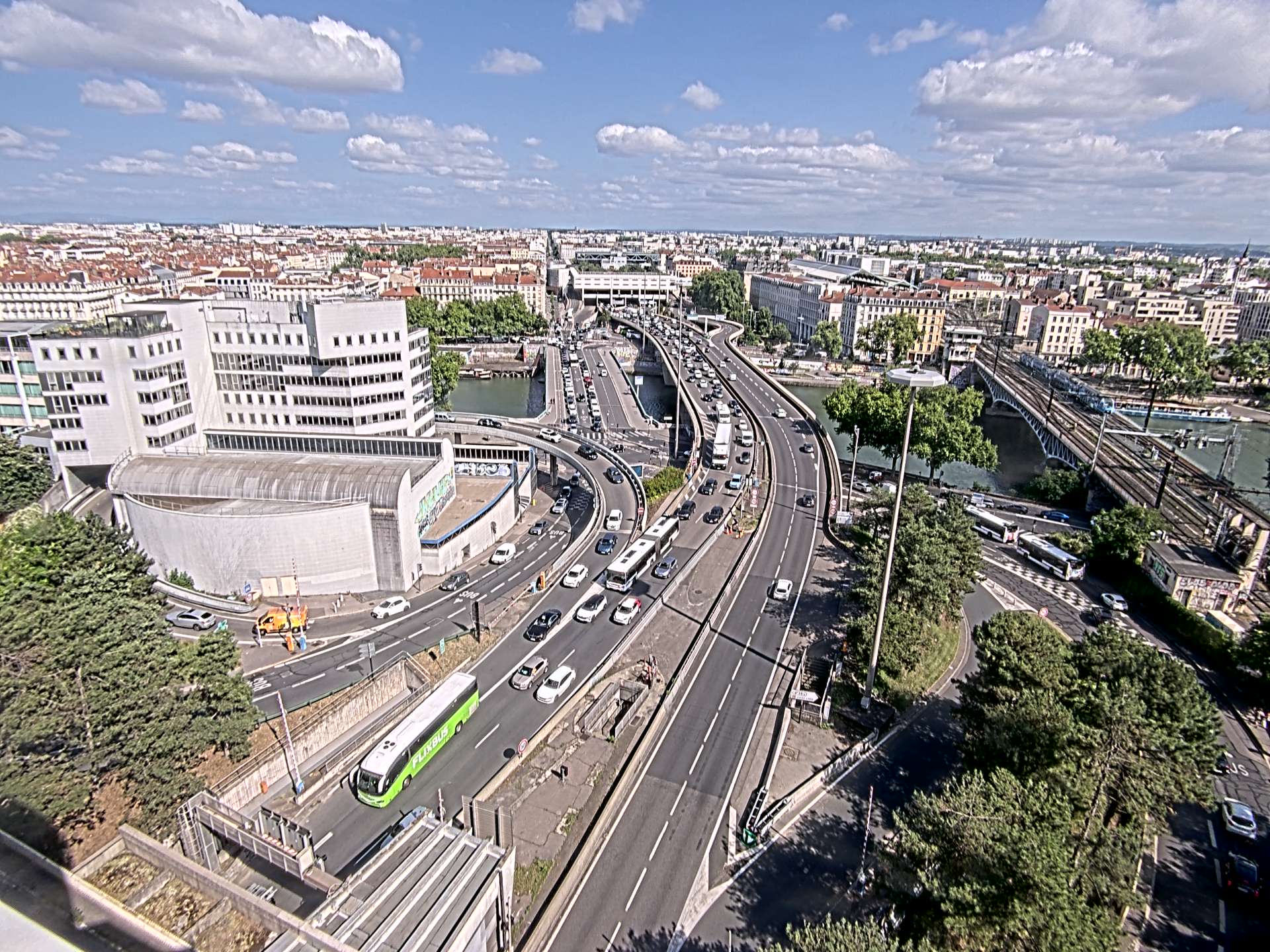 Caméra autoroute à Lyon Perrache à l'entrée Sud du Tunnel sous Fourvière, en direction de Marseille