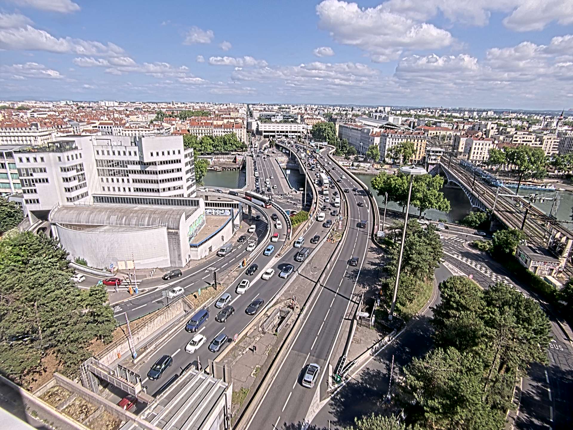 Caméra autoroute à Lyon Perrache à l'entrée Sud du Tunnel sous Fourvière, en direction de Marseille