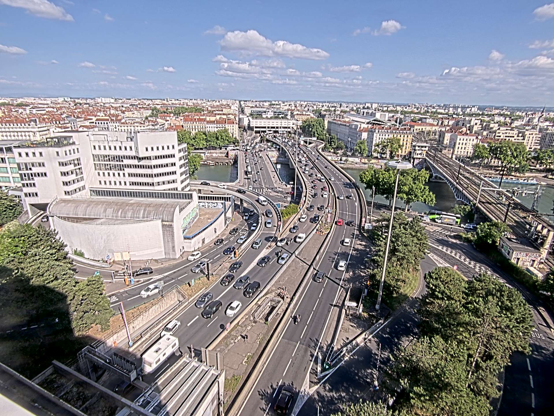 Caméra autoroute à Lyon Perrache à l'entrée Sud du Tunnel sous Fourvière, en direction de Marseille