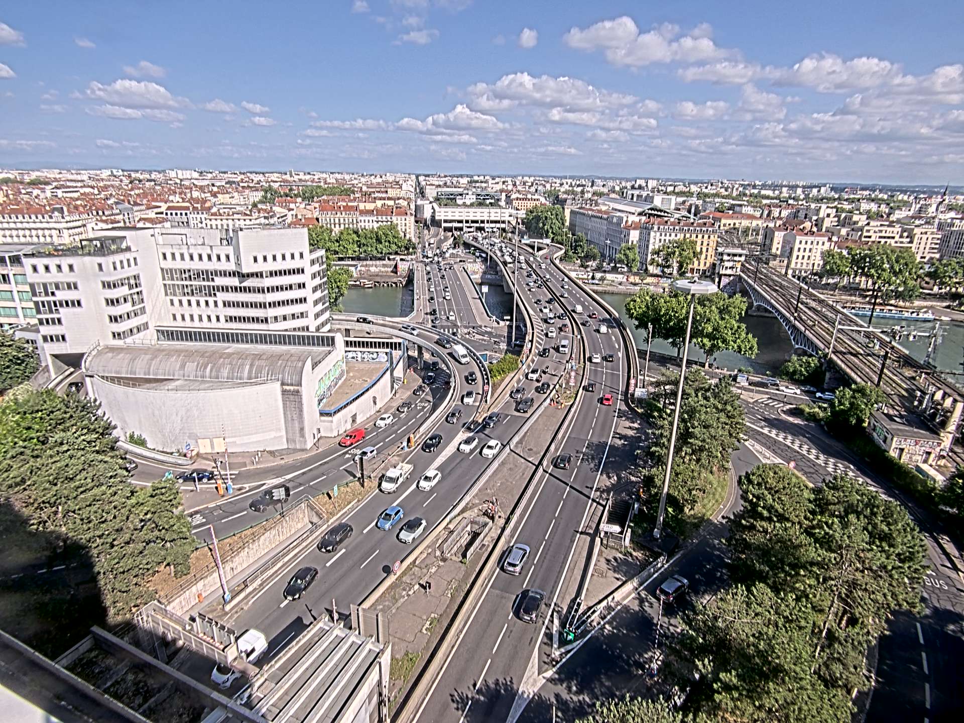 Caméra autoroute à Lyon Perrache à l'entrée Sud du Tunnel sous Fourvière, en direction de Marseille