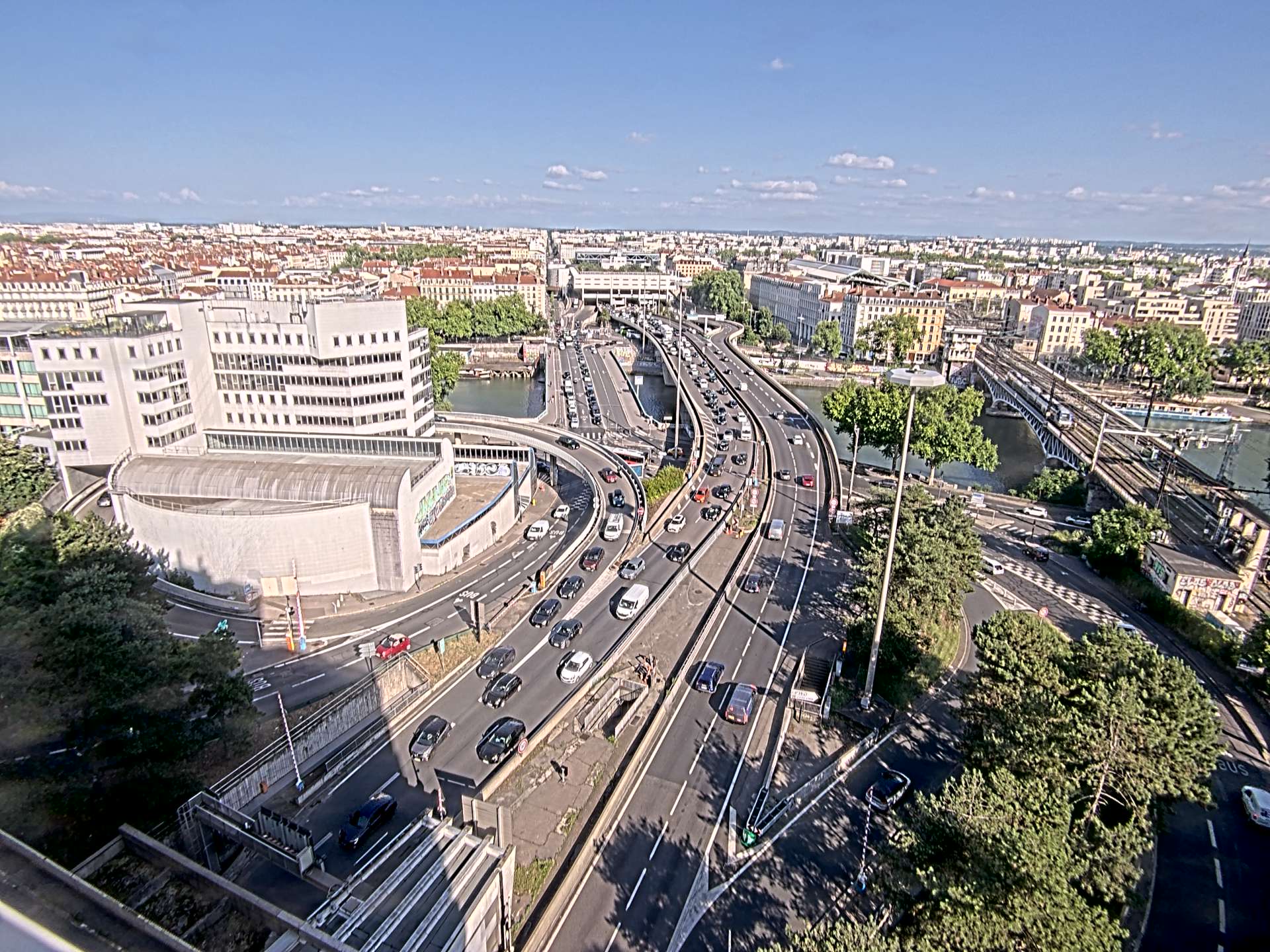 Caméra autoroute à Lyon Perrache à l'entrée Sud du Tunnel sous Fourvière, en direction de Marseille