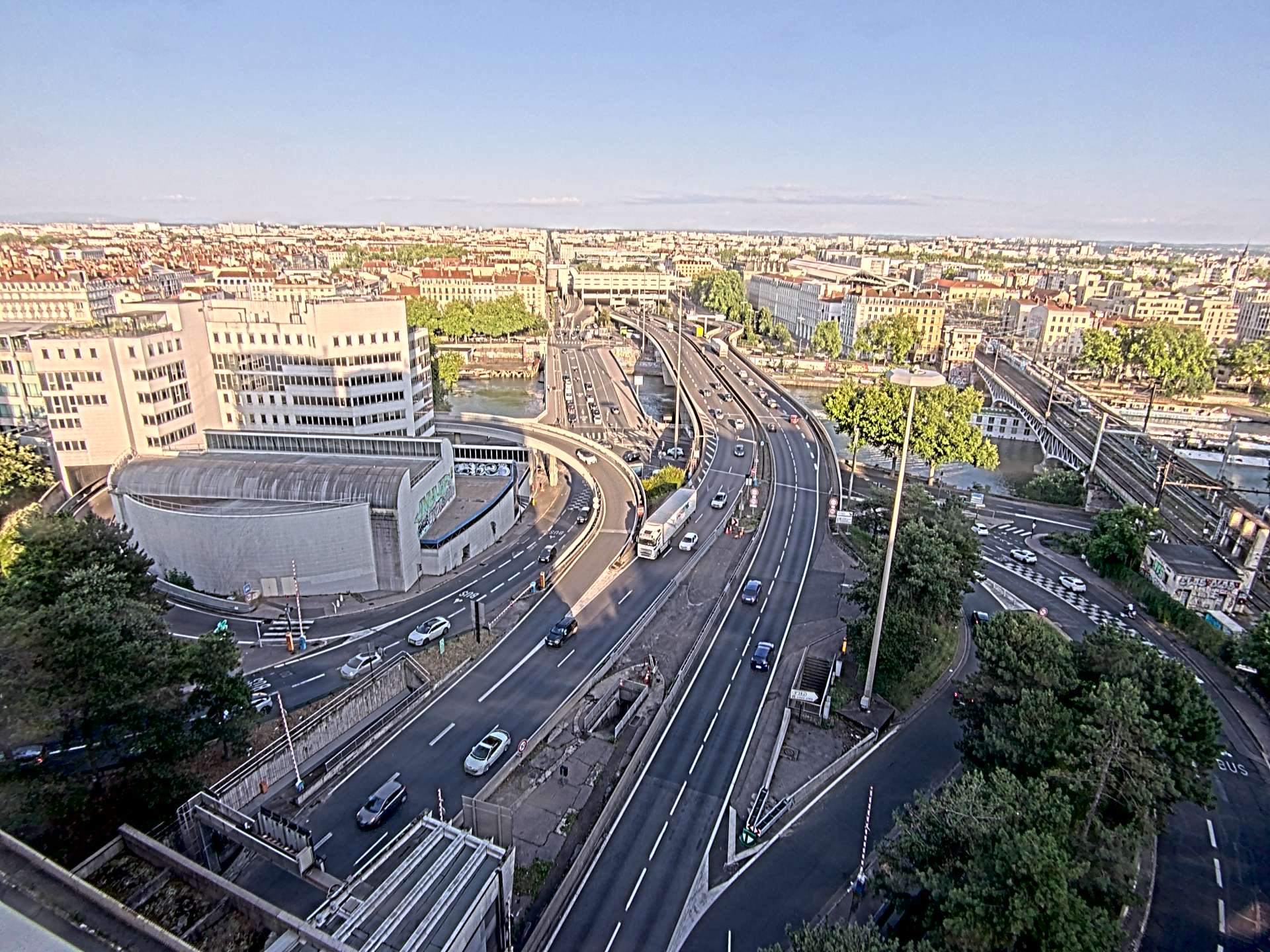 Caméra autoroute à Lyon Perrache à l'entrée Sud du Tunnel sous Fourvière, en direction de Marseille