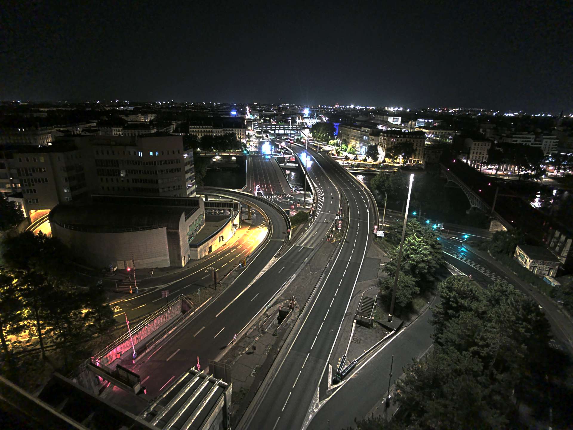 Caméra autoroute à Lyon Perrache à l'entrée Sud du Tunnel sous Fourvière, en direction de Marseille