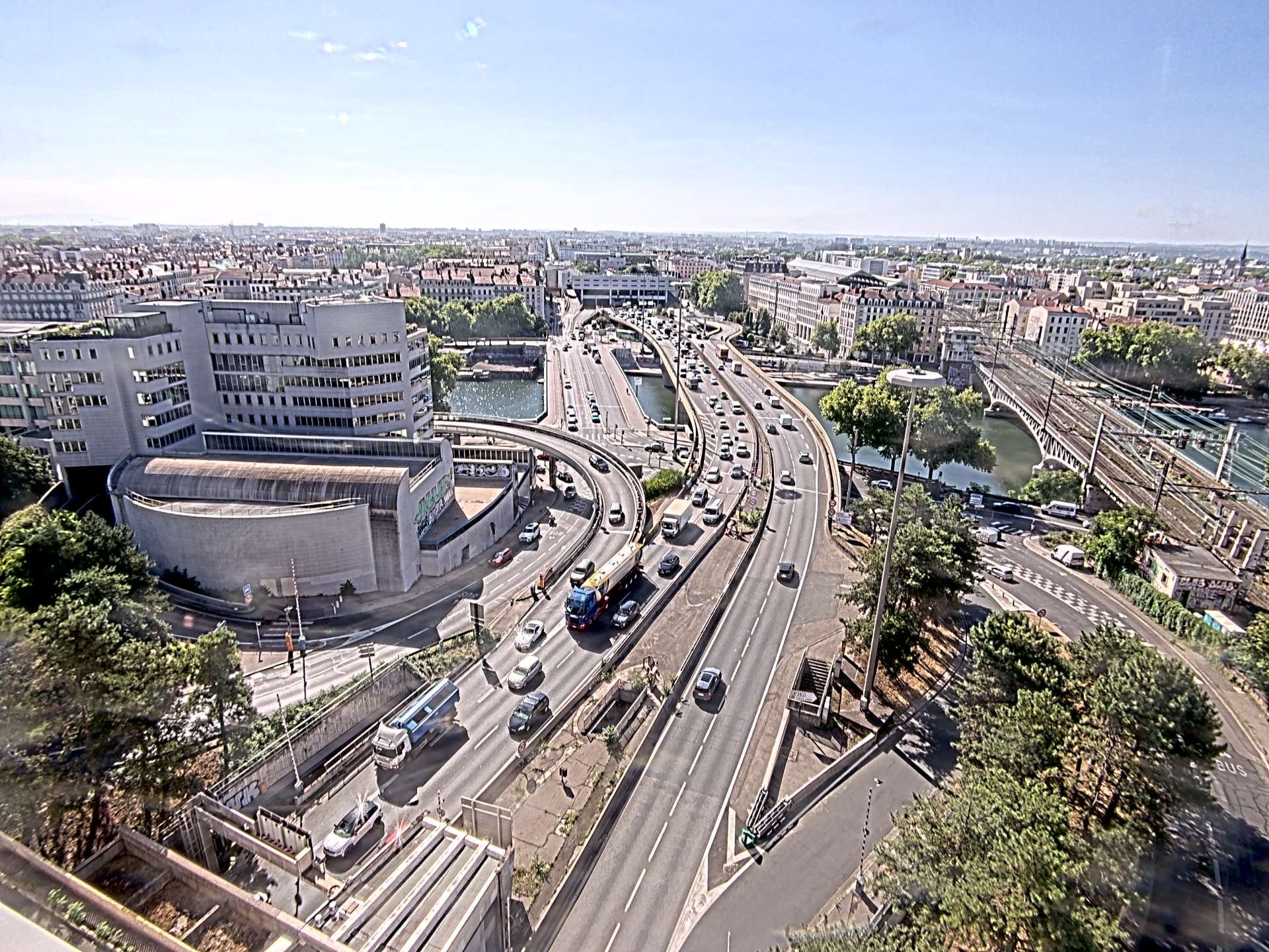 Caméra autoroute à Lyon Perrache à l'entrée Sud du Tunnel sous Fourvière, en direction de Marseille