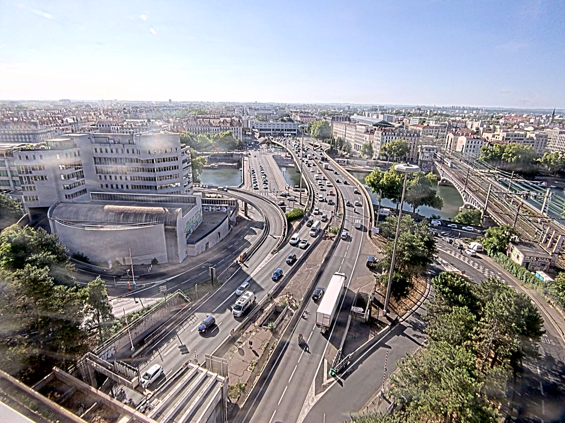 Caméra autoroute à Lyon Perrache à l'entrée Sud du Tunnel sous Fourvière, en direction de Marseille