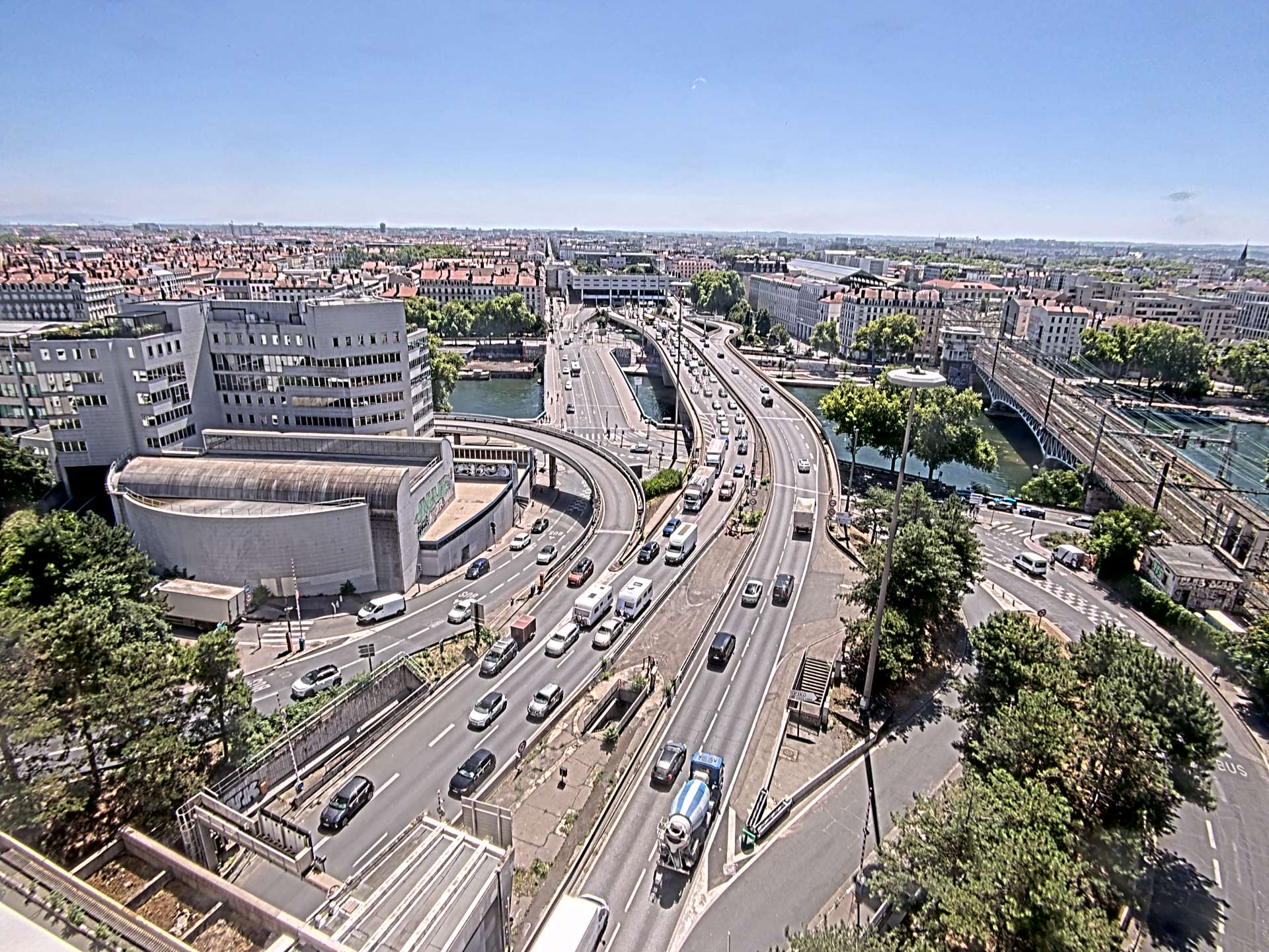 Caméra autoroute à Lyon Perrache à l'entrée Sud du Tunnel sous Fourvière, en direction de Marseille